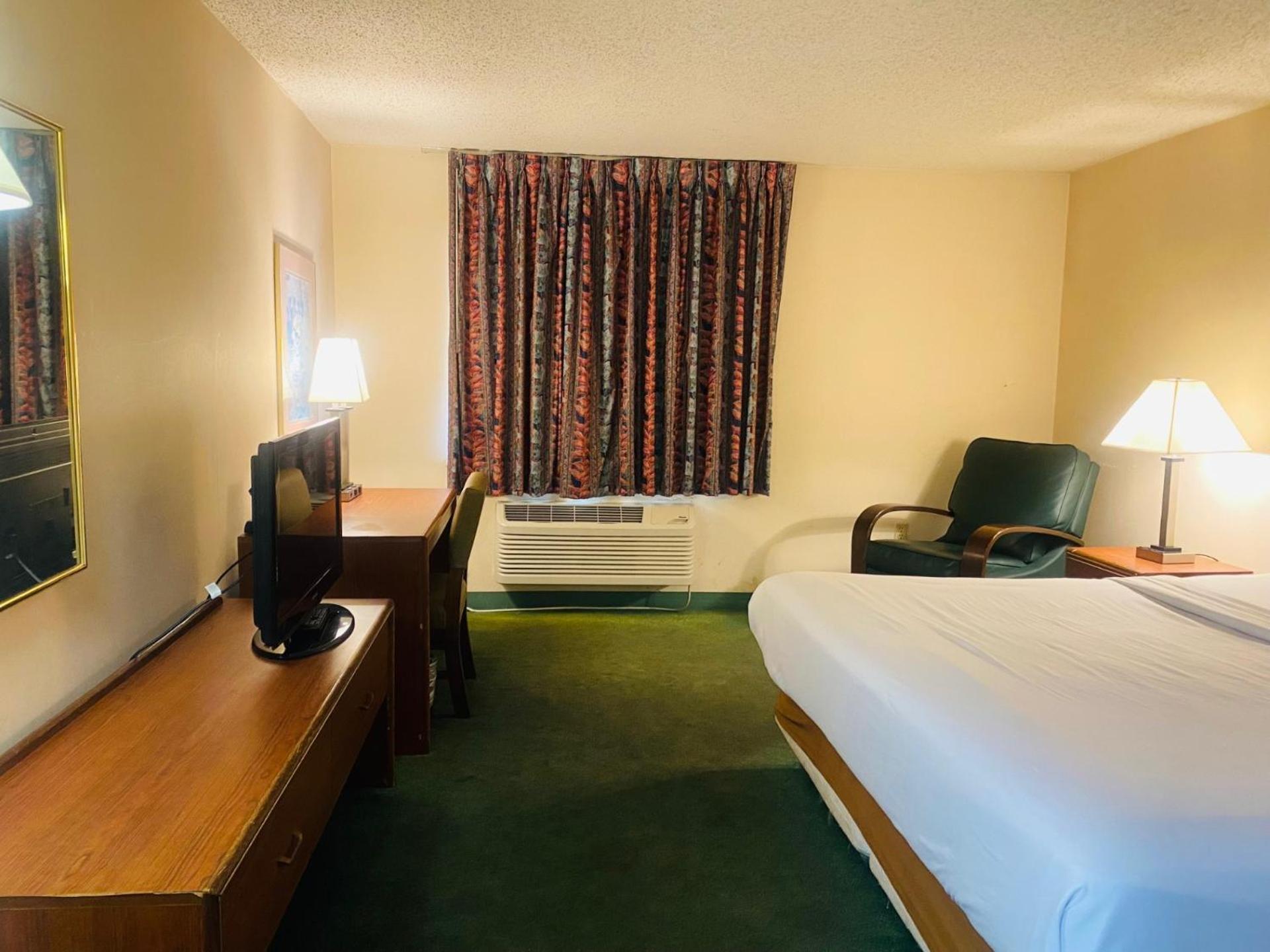 Norwood Inn Statefare Grounds photo 15