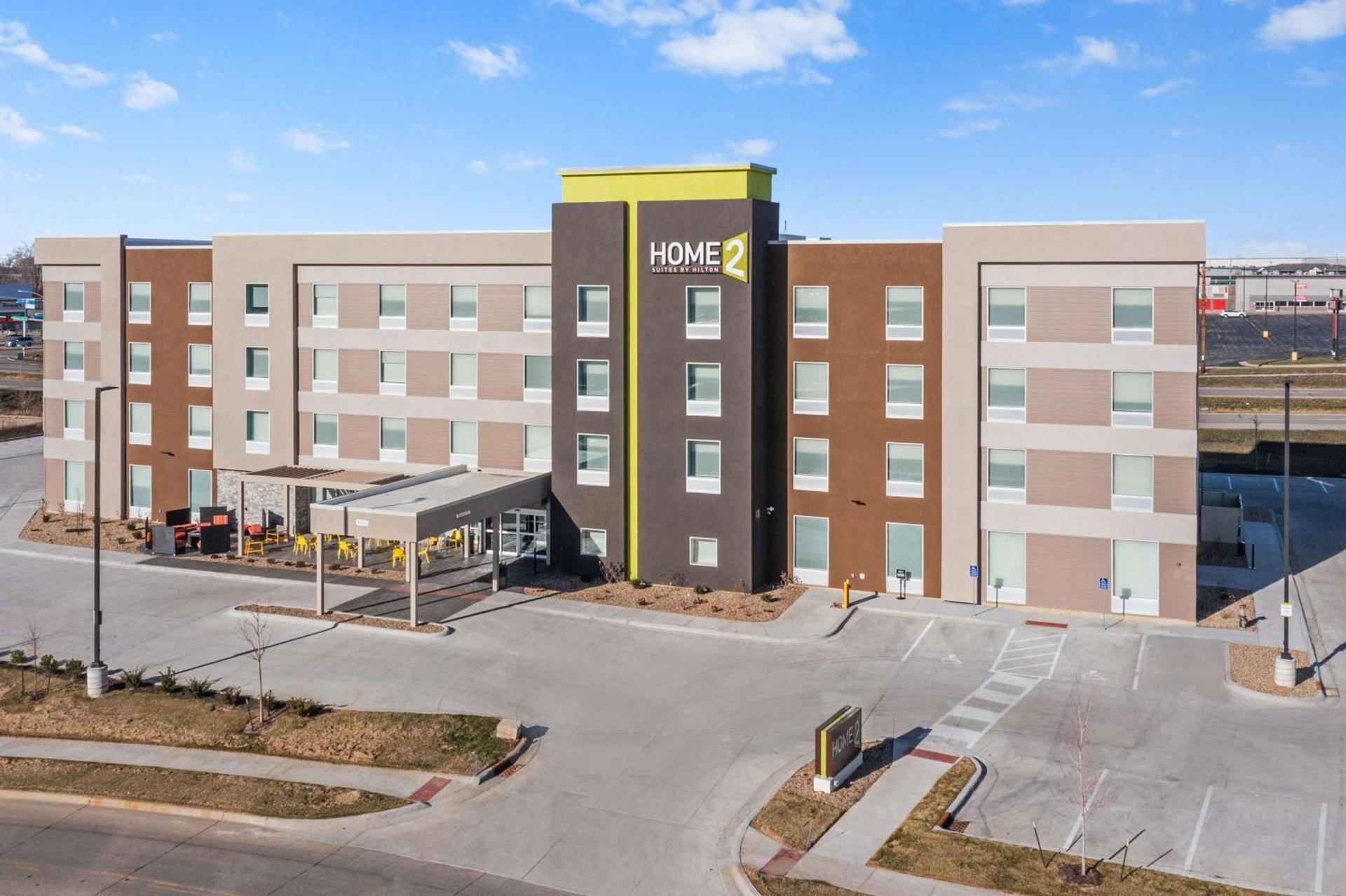 Home2 Suites By Hilton Cedar Rapids Westdale photo 1