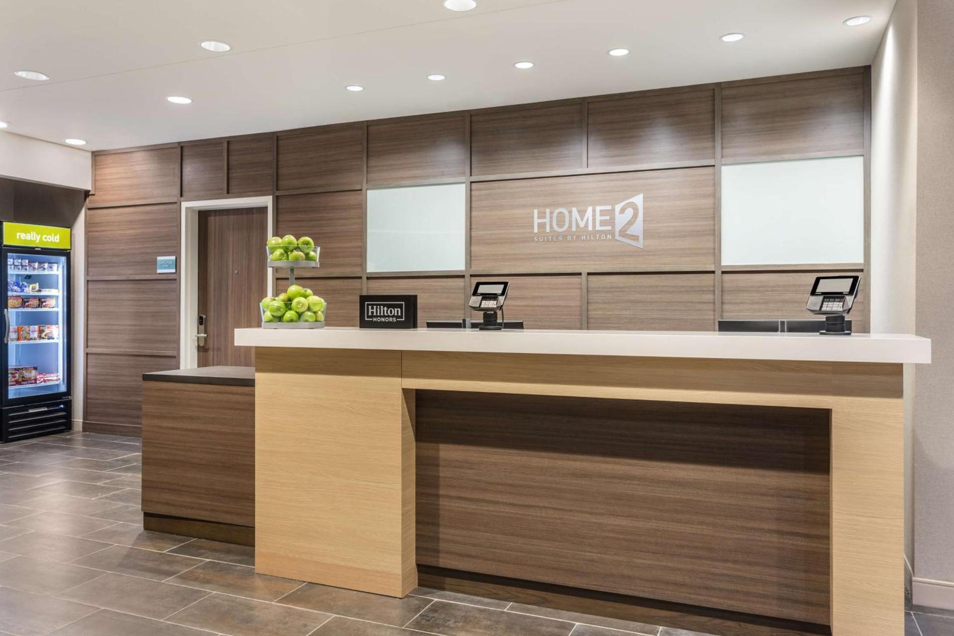 Home2 Suites By Hilton Cedar Rapids Westdale photo 3