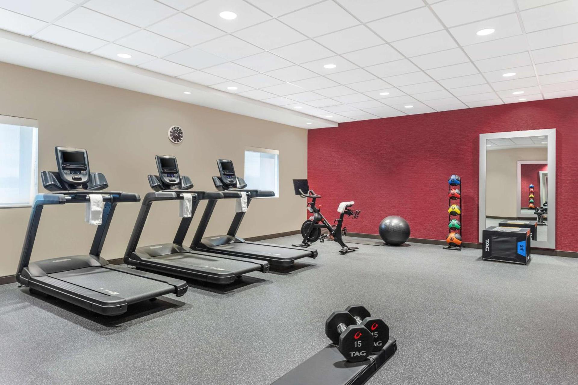 Home2 Suites By Hilton Cedar Rapids Westdale photo 10