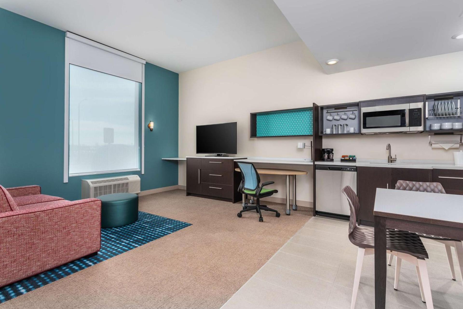 Home2 Suites By Hilton Cedar Rapids Westdale photo 19