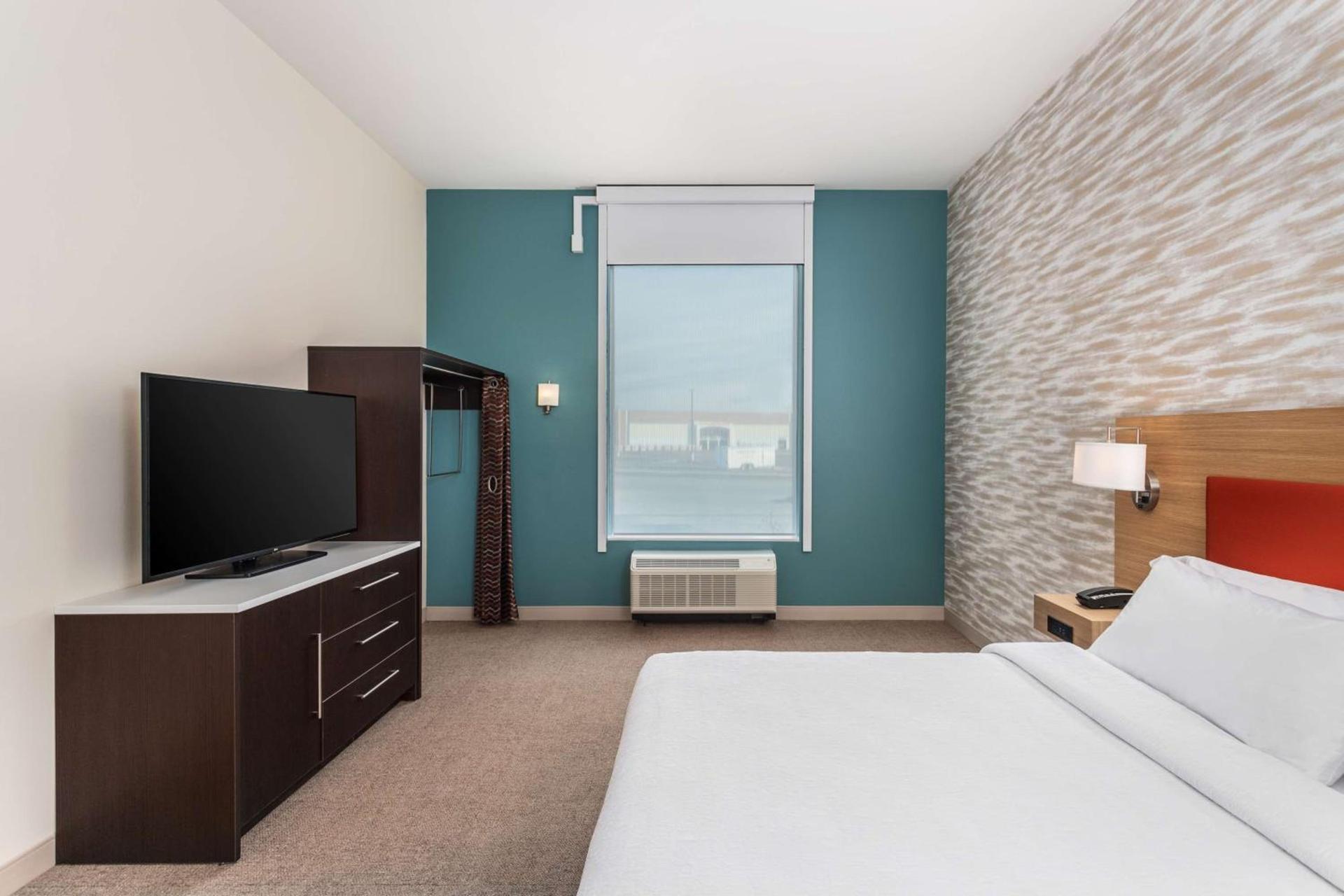 Home2 Suites By Hilton Cedar Rapids Westdale photo 24