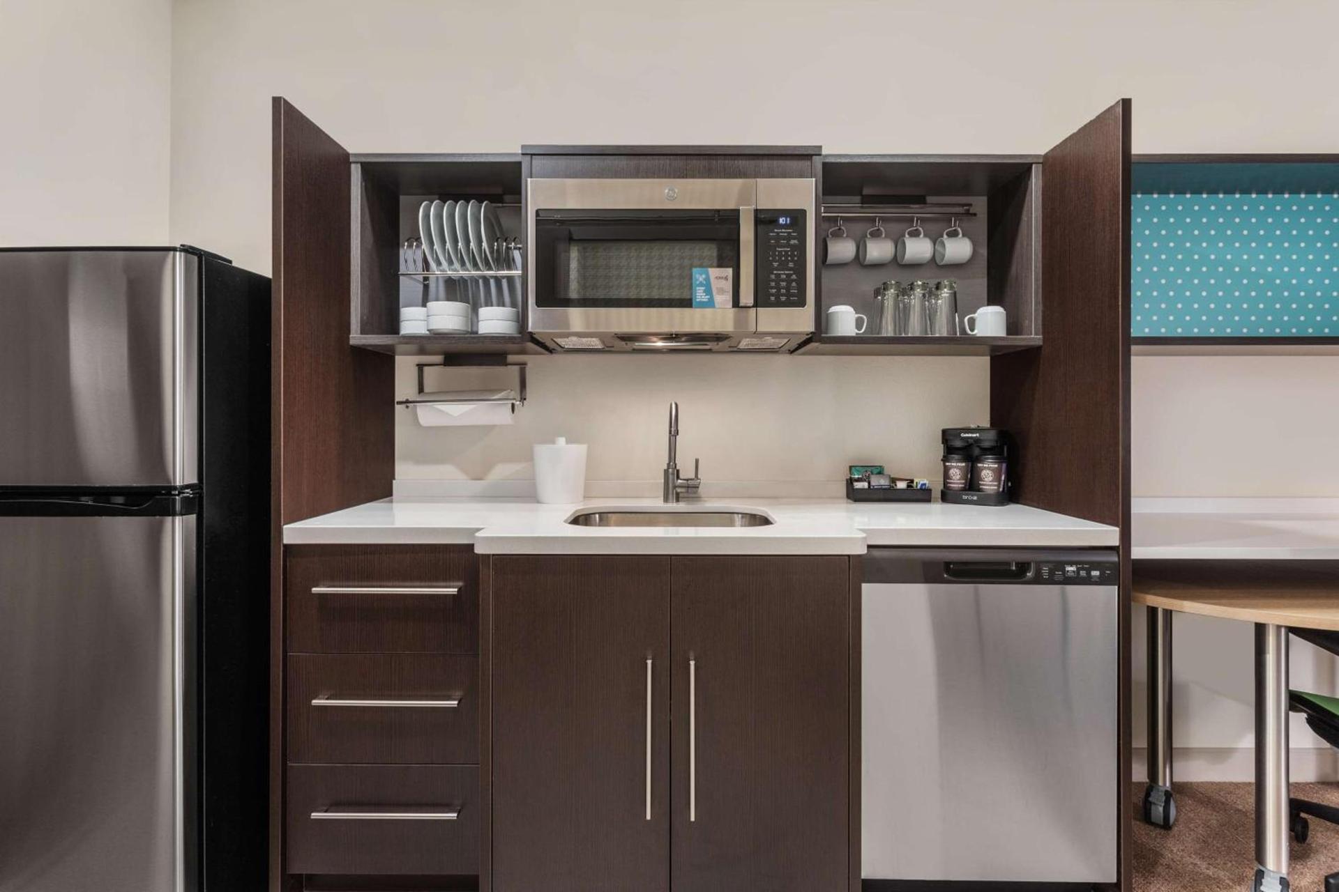 Home2 Suites By Hilton Cedar Rapids Westdale photo 31