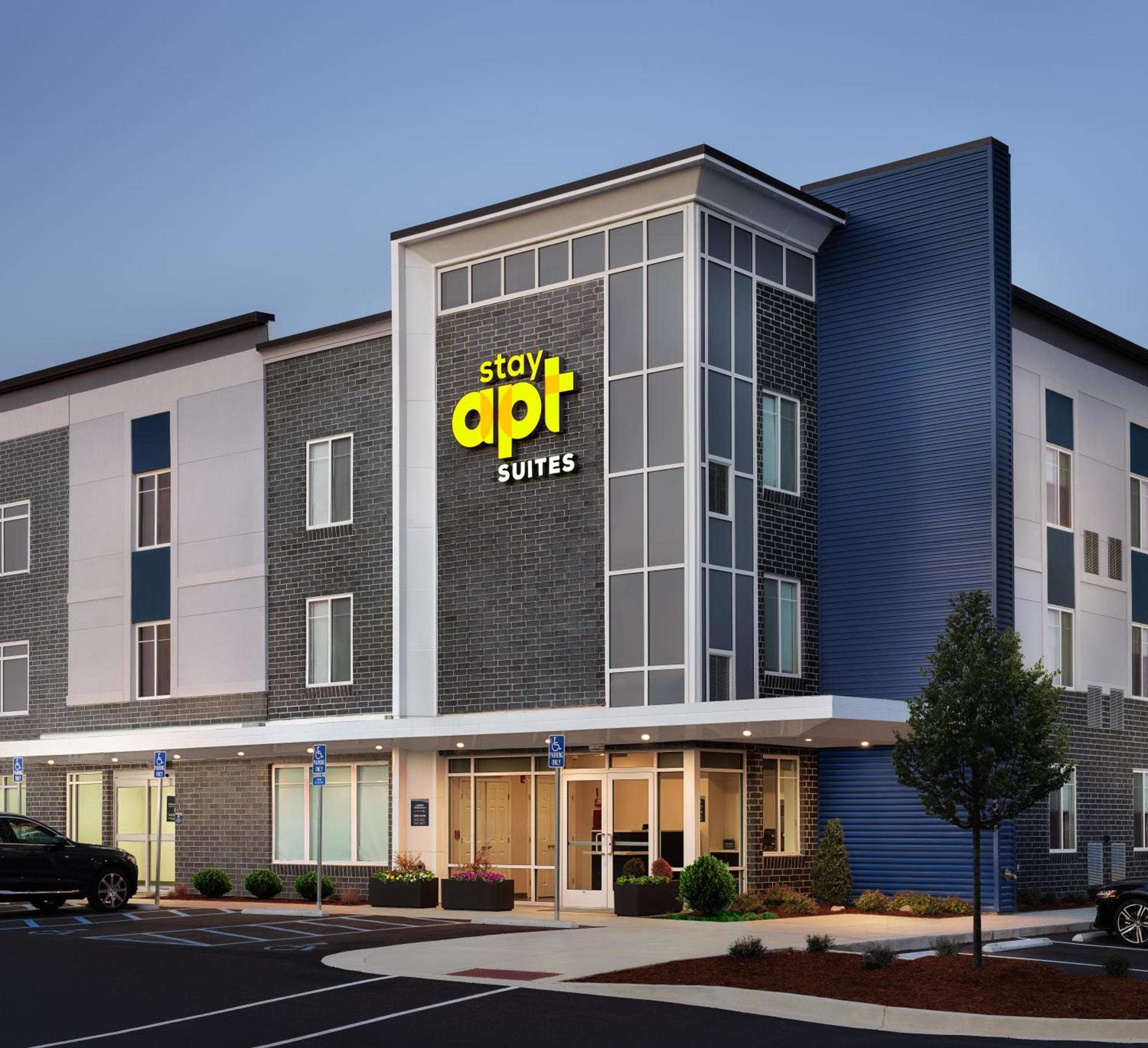 stayAPT Suites Ocala photo 1
