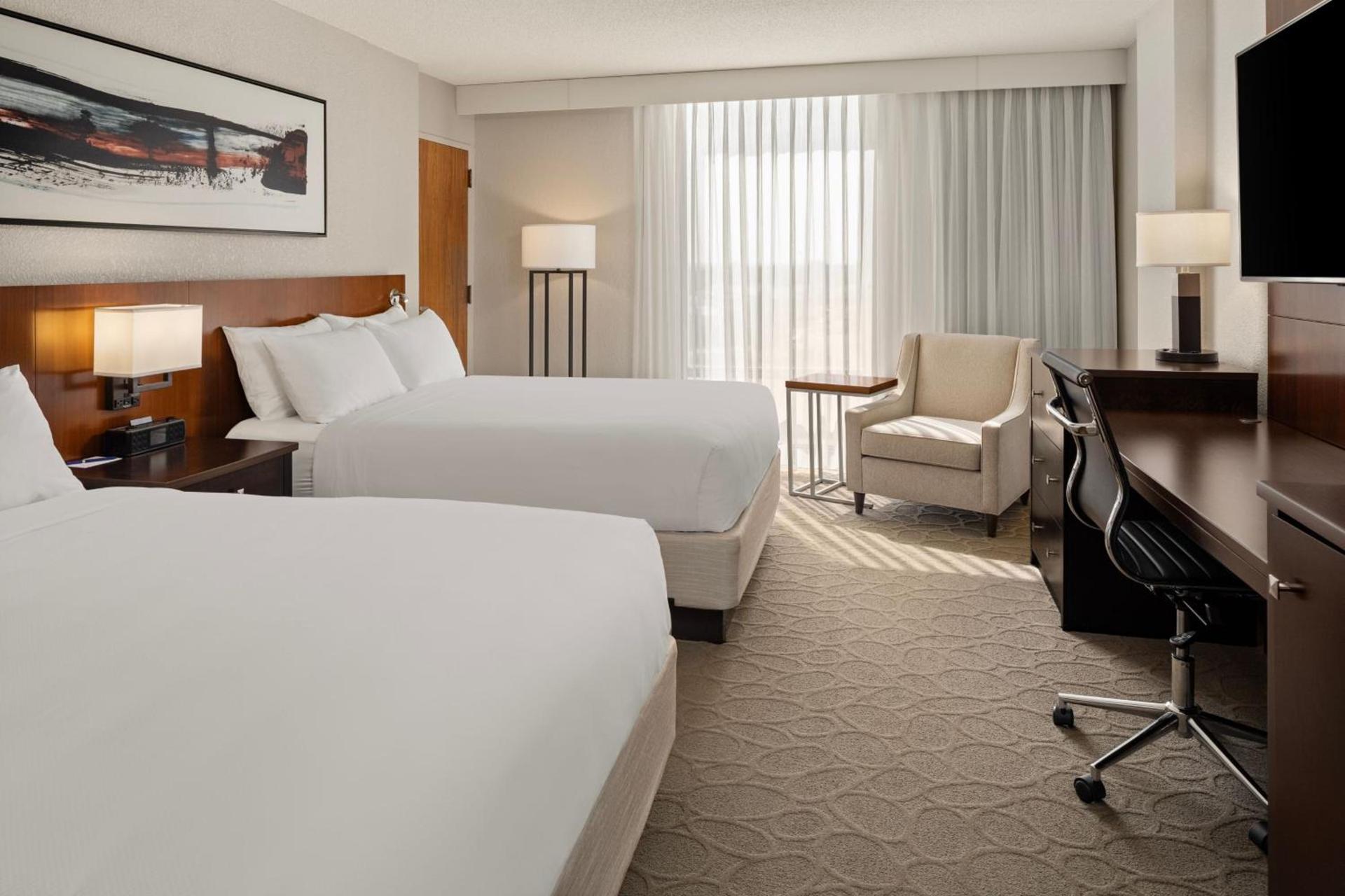Delta Hotels by Marriott Minneapolis Northeast photo 7