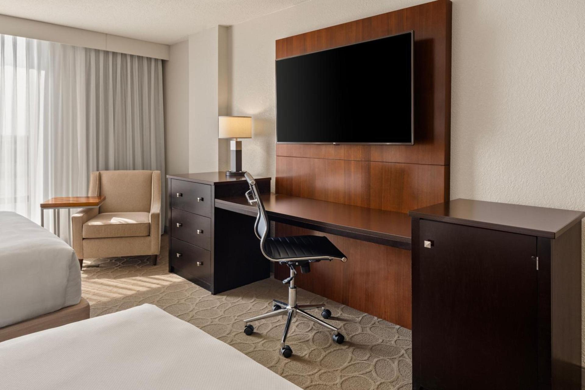 Delta Hotels by Marriott Minneapolis Northeast photo 15
