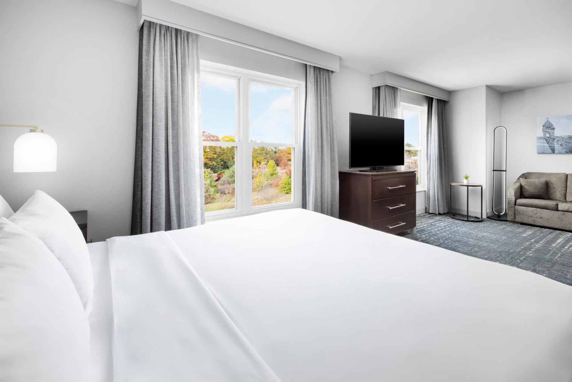 Homewood Suites by Hilton Manchester/Airport photo 14