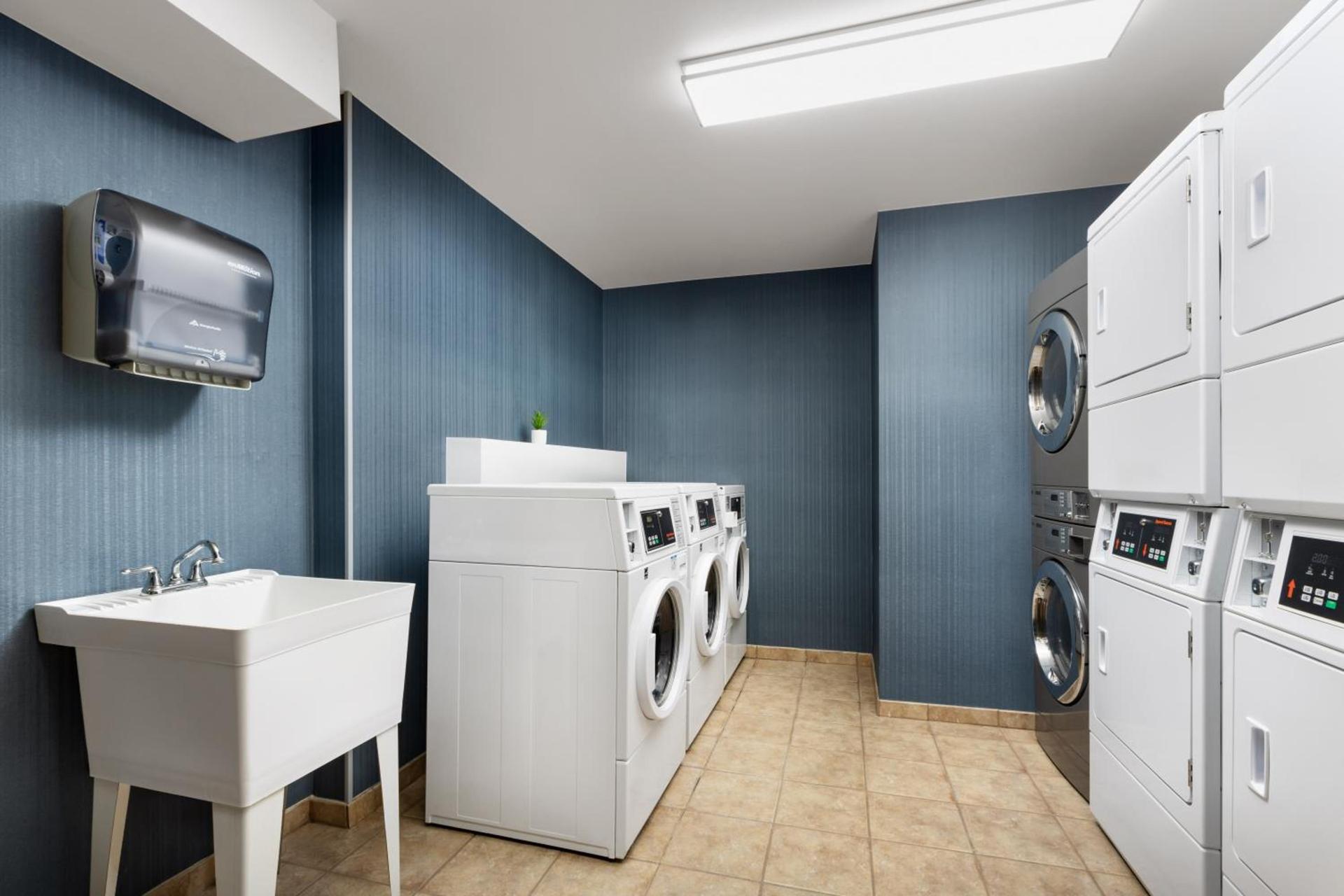 Homewood Suites by Hilton Manchester/Airport photo 44