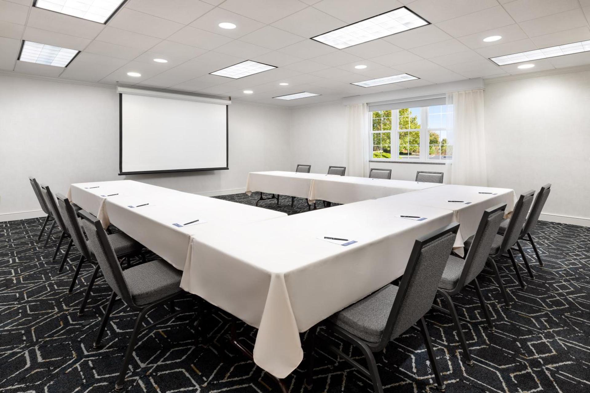 Homewood Suites by Hilton Manchester/Airport photo 34