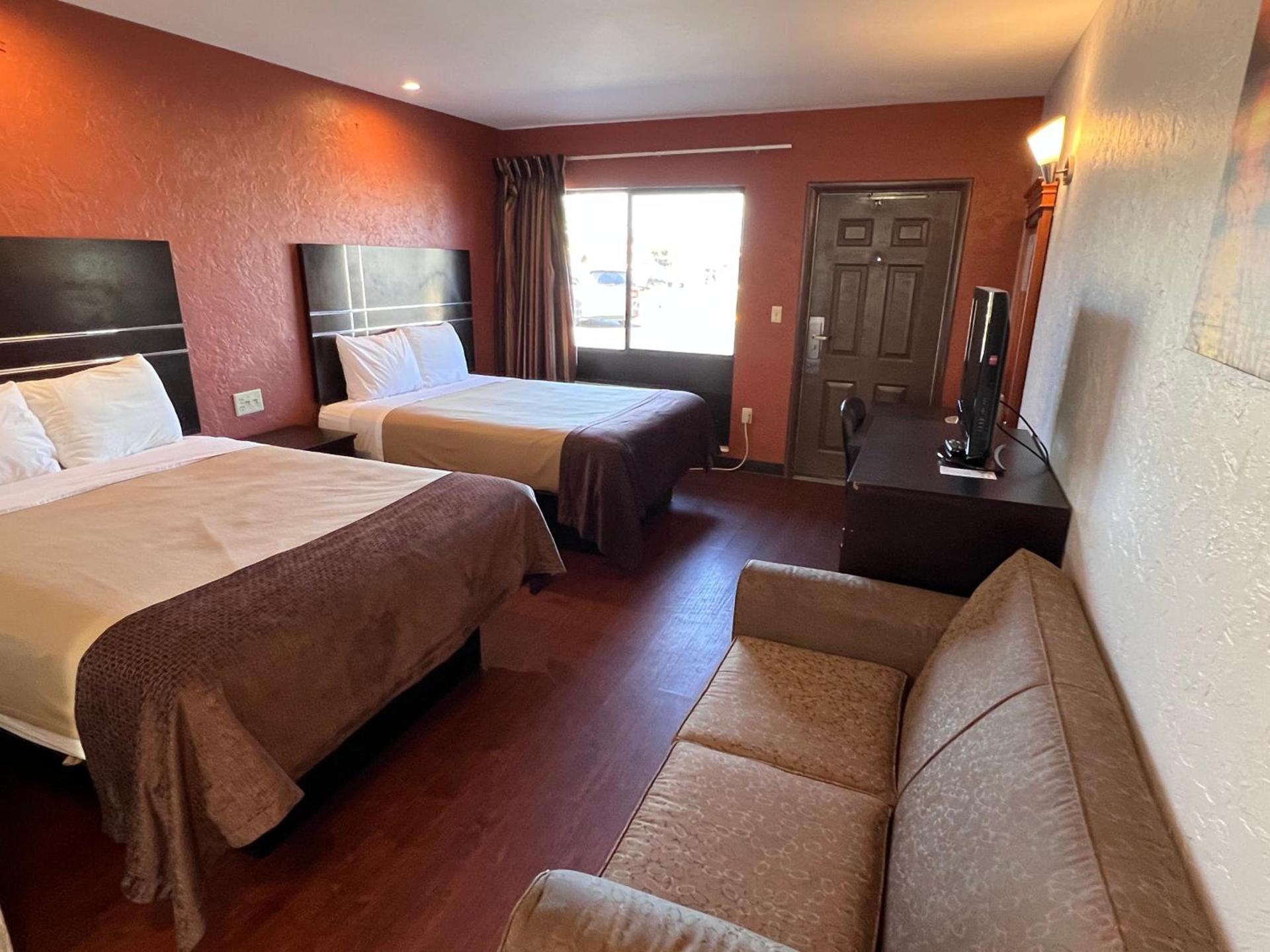 Budget Inn of Okeechobee photo 29