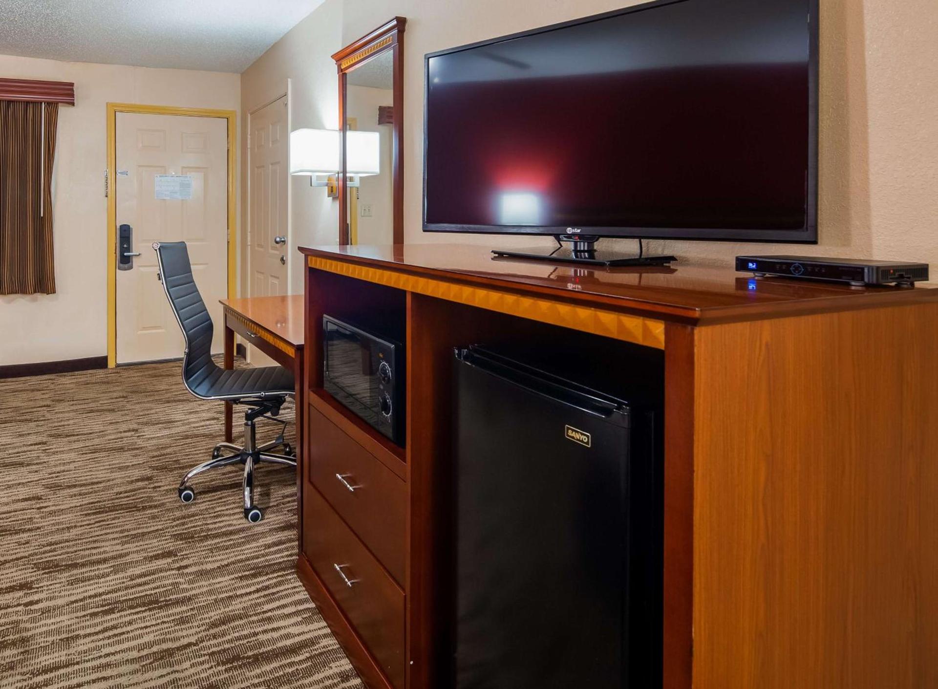 Best Western Executive Inn photo 4