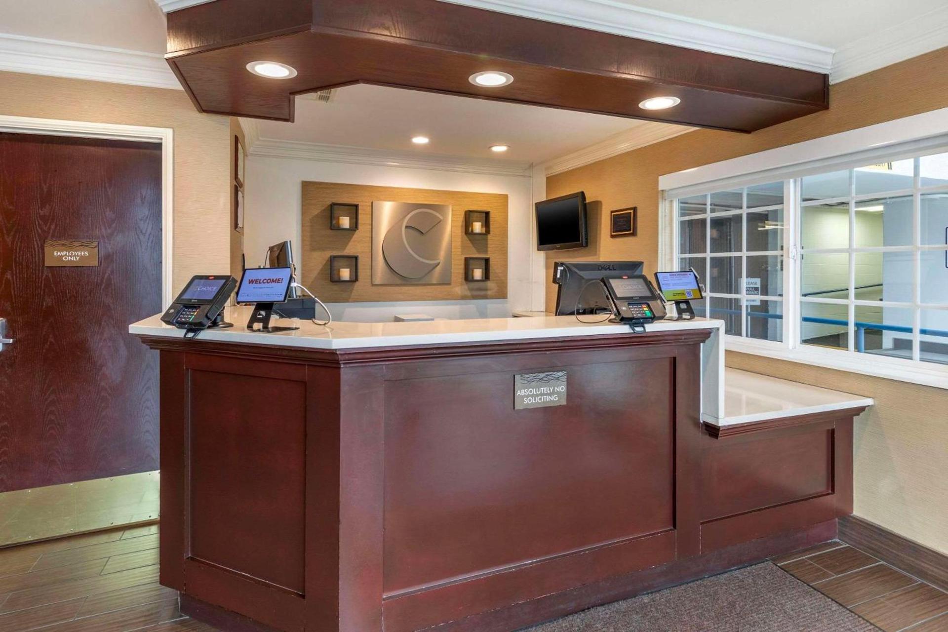 Comfort Inn Santa Monica - West Los Angeles photo 8