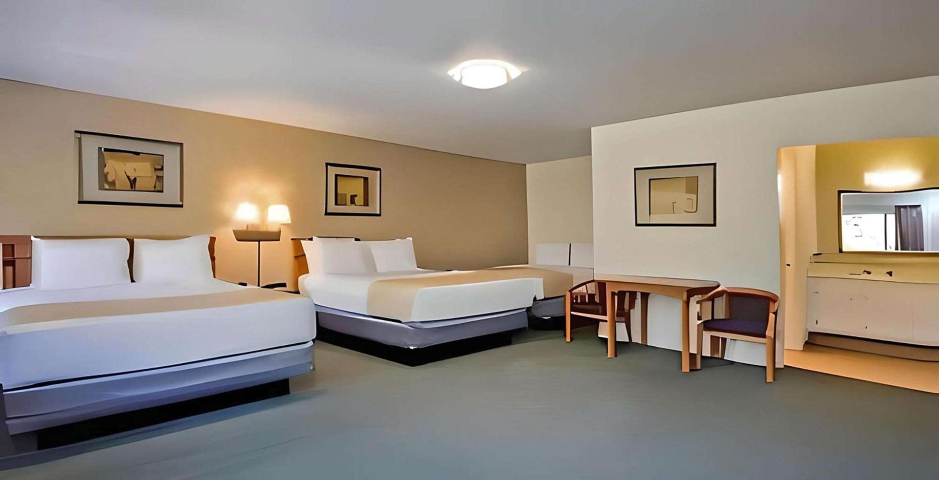 Travelodge by Wyndham Red Bluff South of Redding photo 8