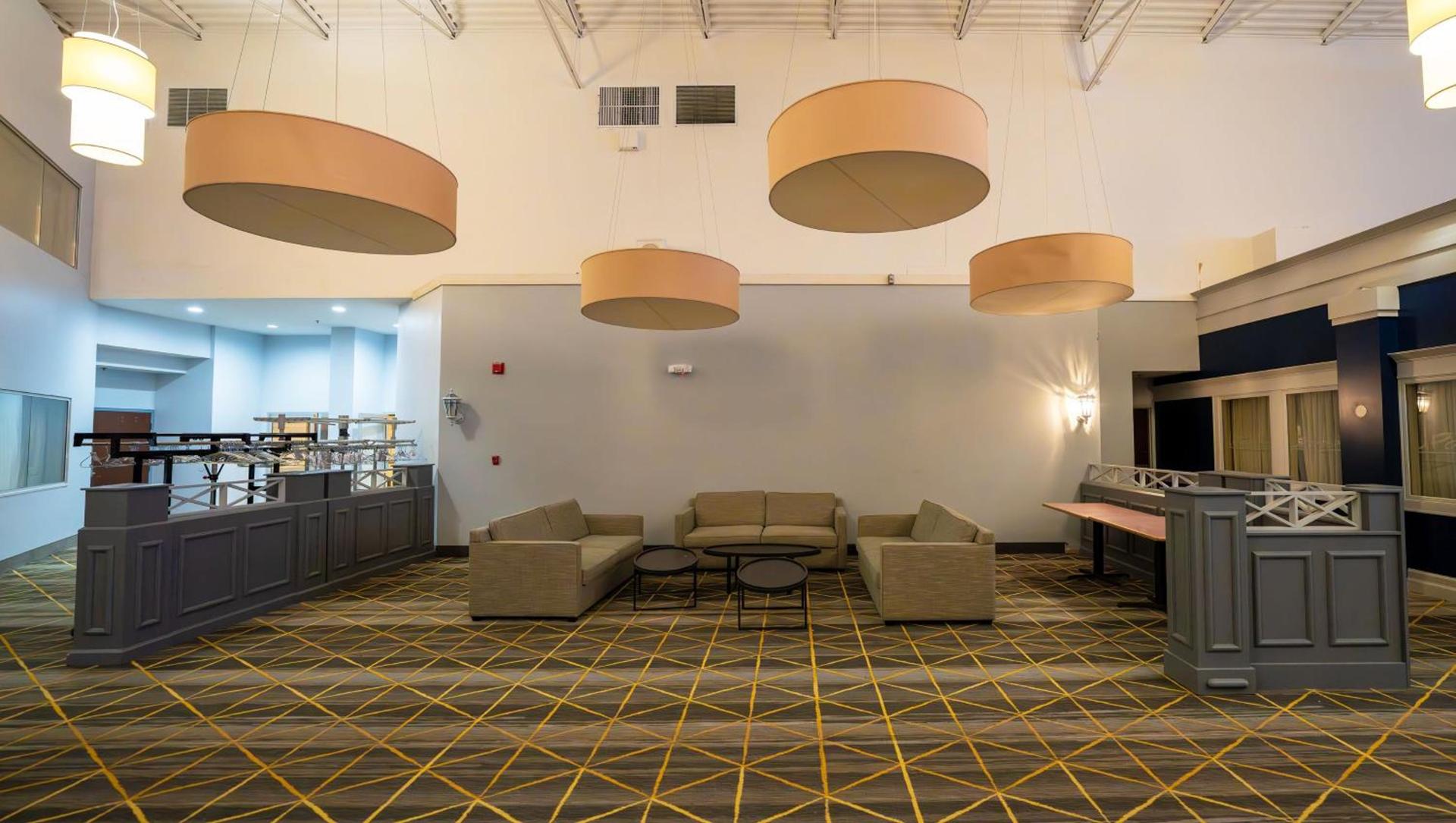 Wyndham Flint MI Grand Blanc Bishop Airport Conference Ct photo 25