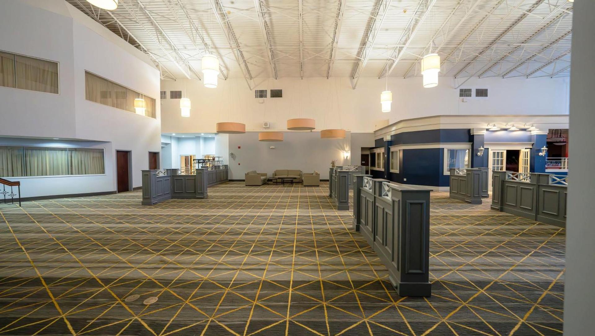 Wyndham Flint MI Grand Blanc Bishop Airport Conference Ct photo 24