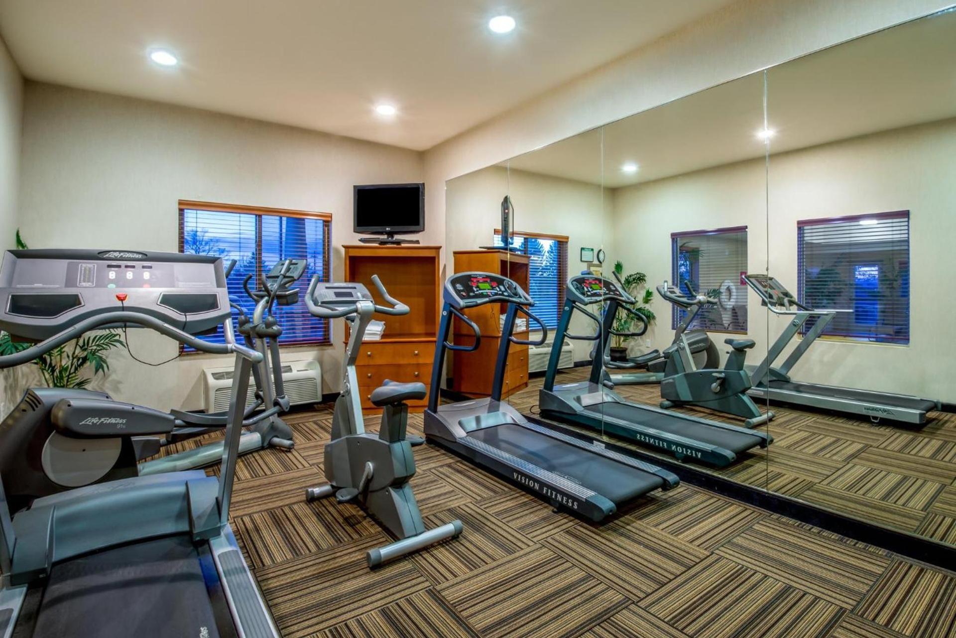 Holiday Inn Express Hotel Vernal by IHG photo 14