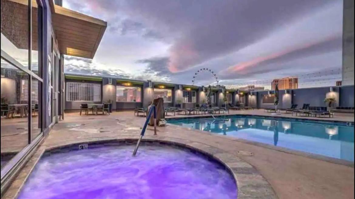 Princess II Suite Platinum * Balcony Strip Views photo 56