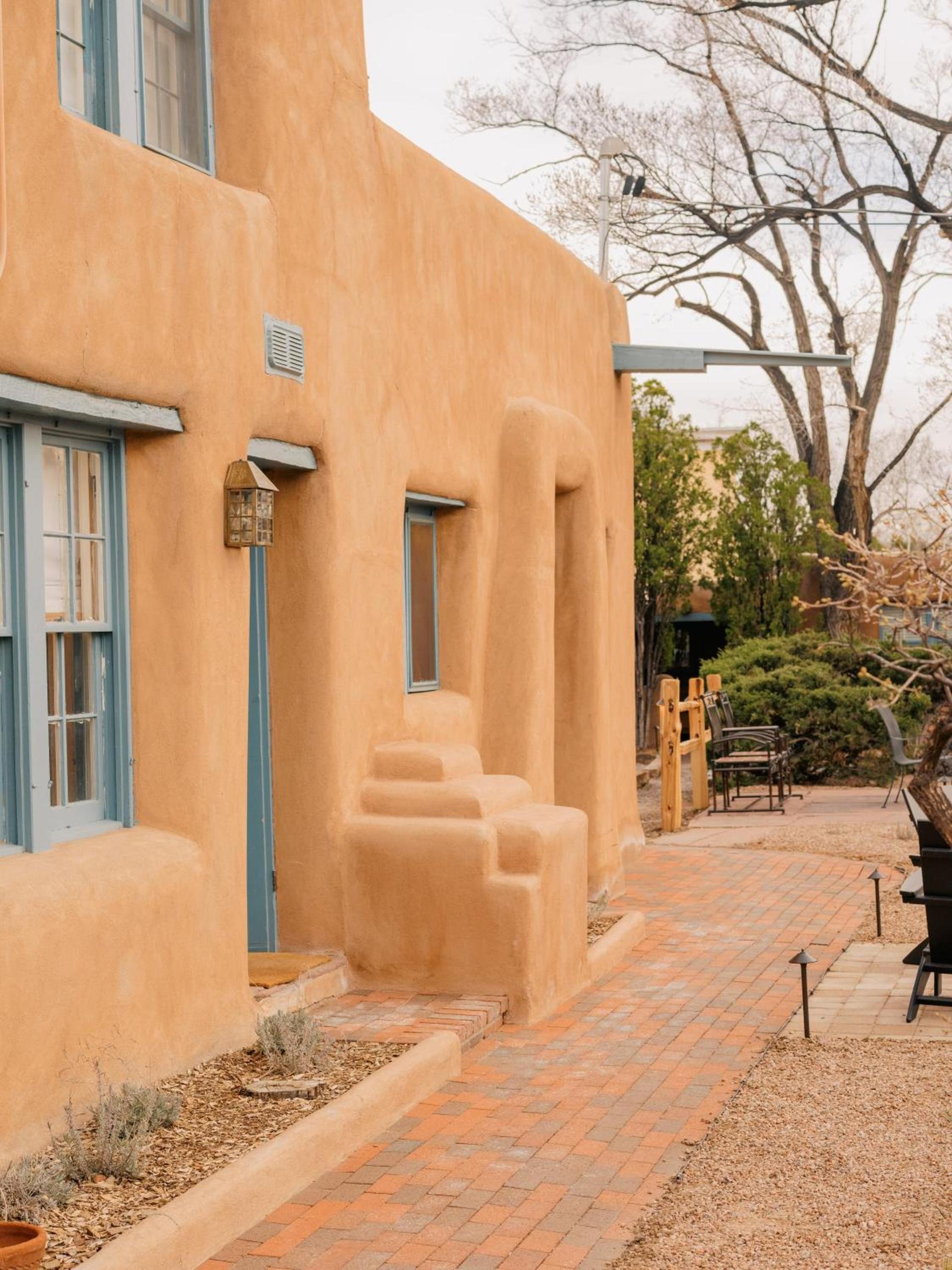 Pueblo Bonito Inn — hotel in Santa Fe