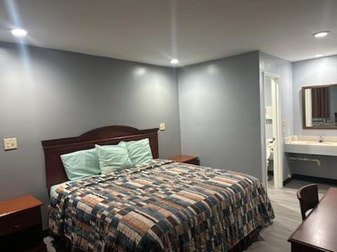 Sky Inn Hotel photo 11