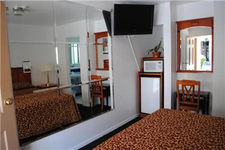 Rose Bowl Motel photo 5