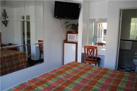 Rose Bowl Motel photo 8