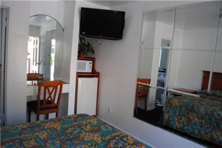 Rose Bowl Motel photo 14