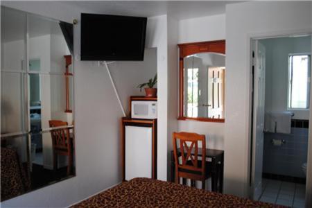 Rose Bowl Motel photo 15