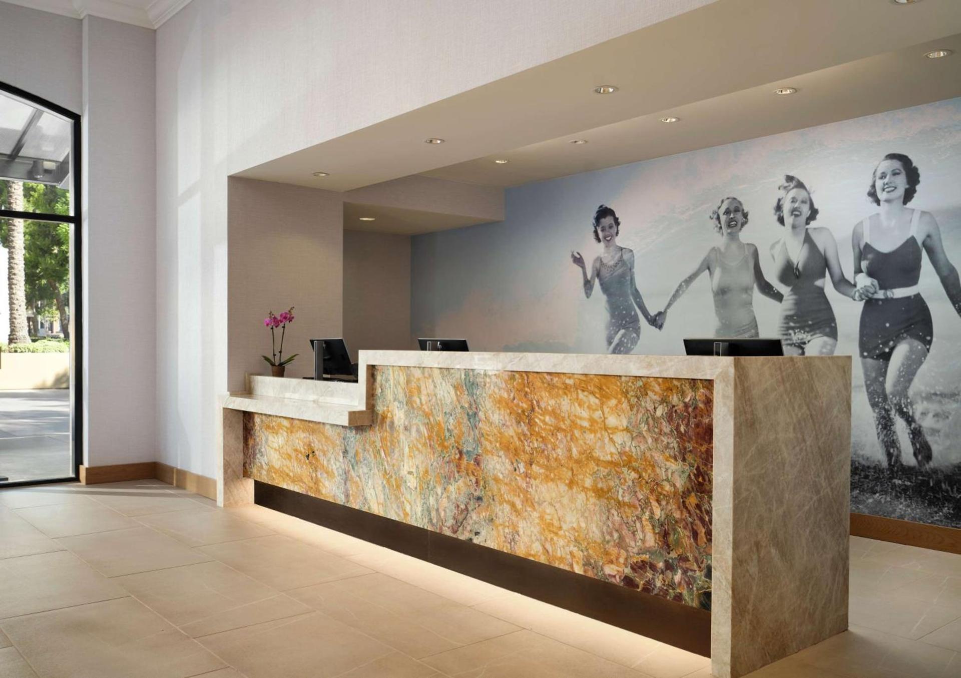 DoubleTree by Hilton Irvine Spectrum photo 8