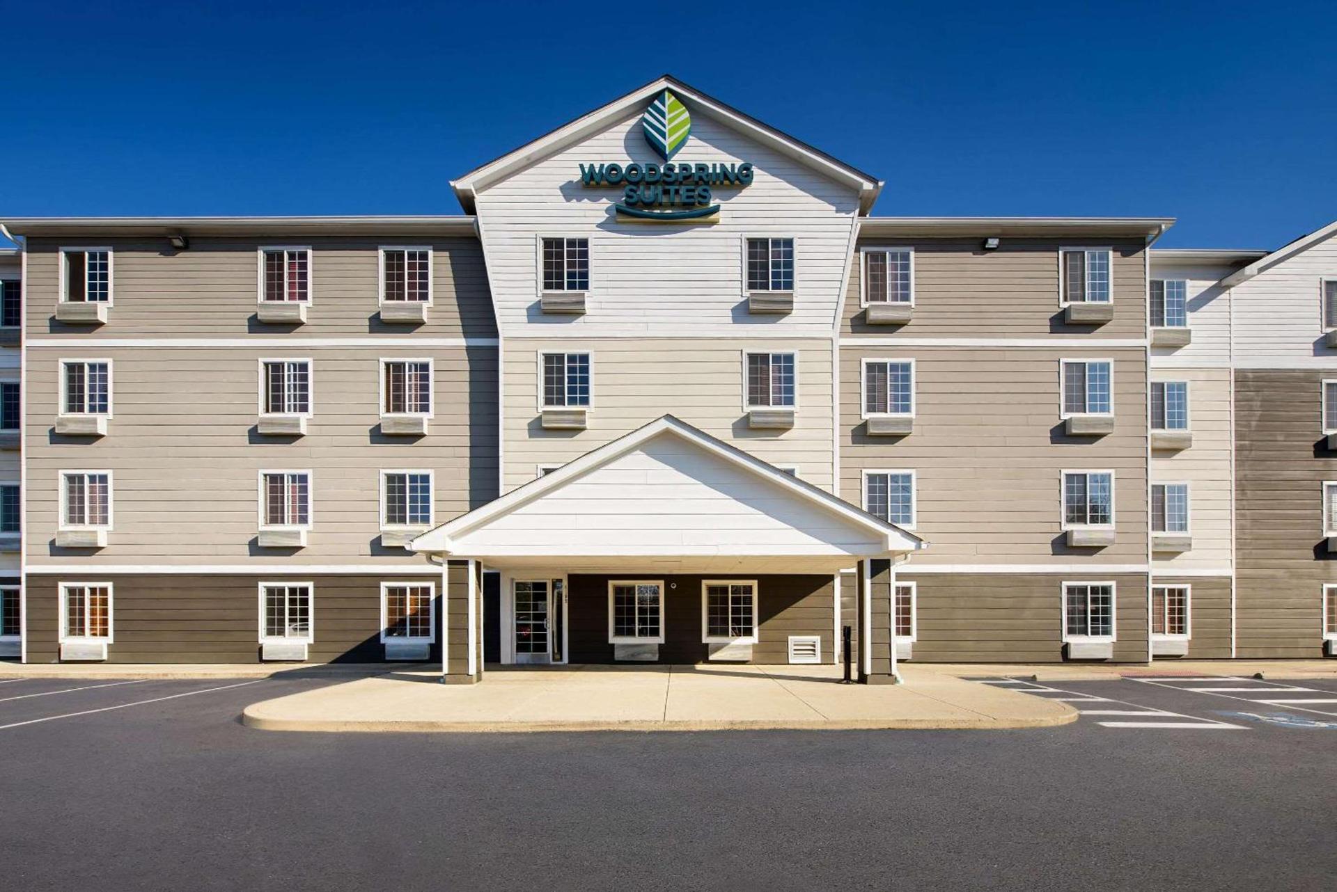 WoodSpring Suites Columbus Southeast photo 2