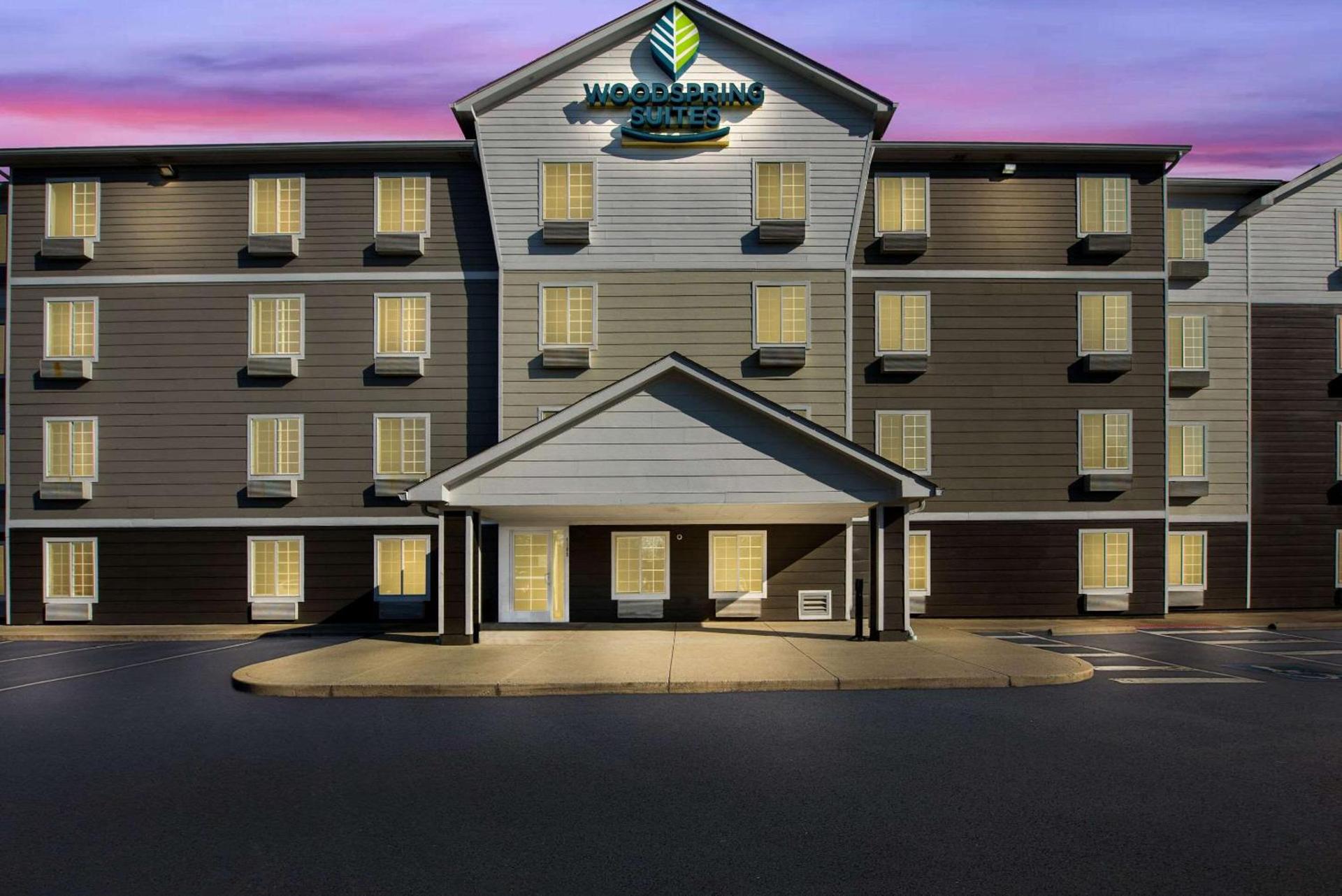 WoodSpring Suites Columbus Southeast photo 5