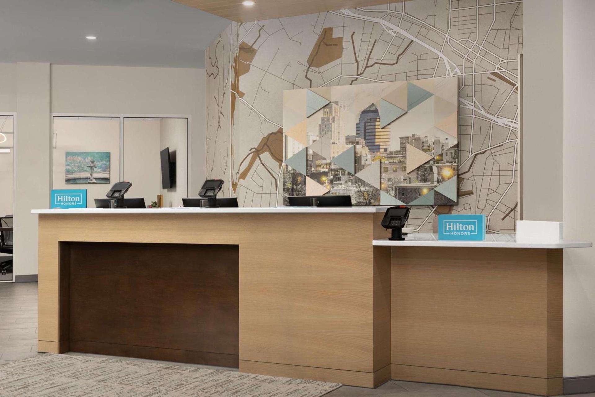 Hampton Inn & Suites Durham University Medical Center photo 9