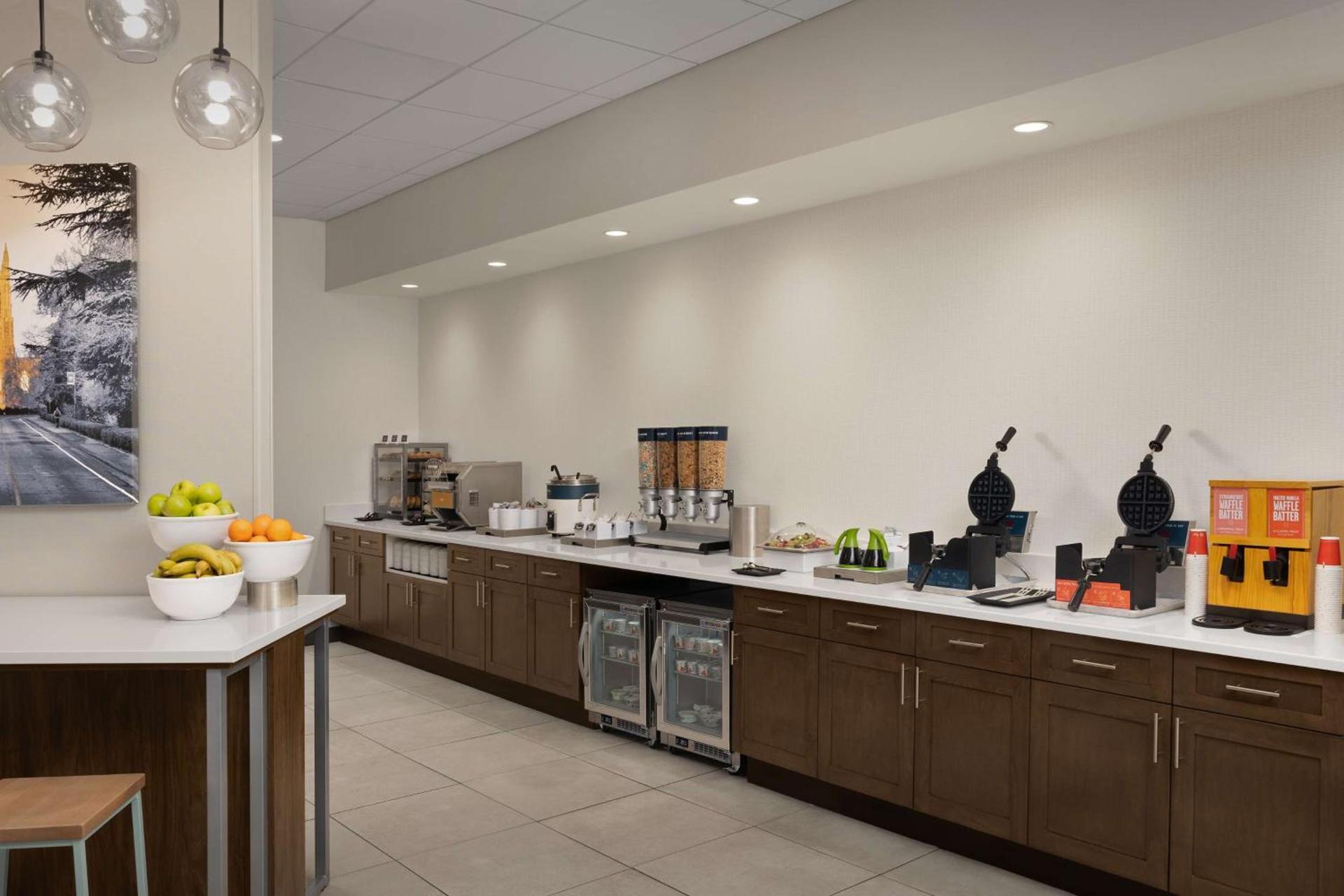 Hampton Inn & Suites Durham University Medical Center photo 11