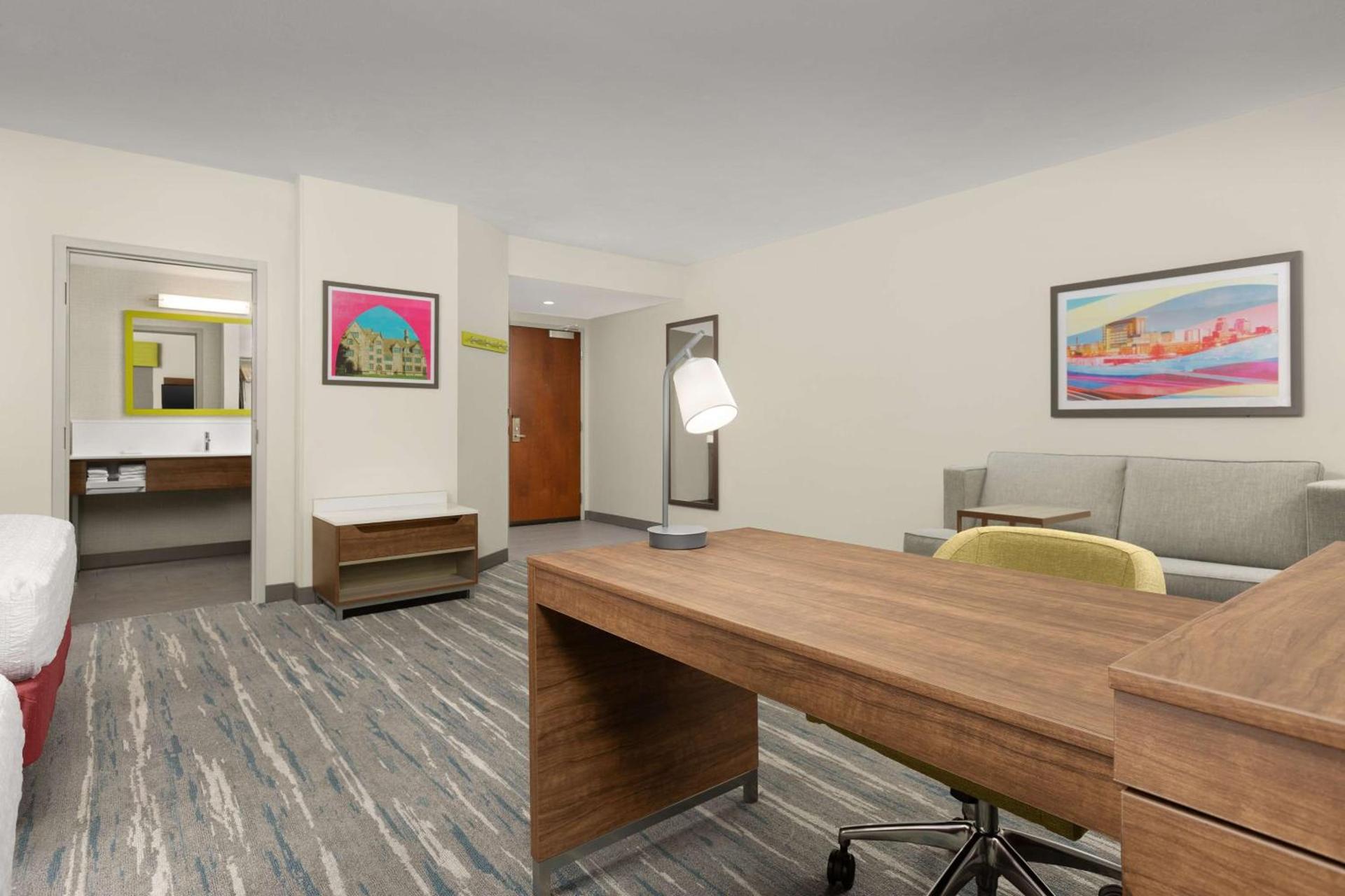 Hampton Inn & Suites Durham University Medical Center photo 26