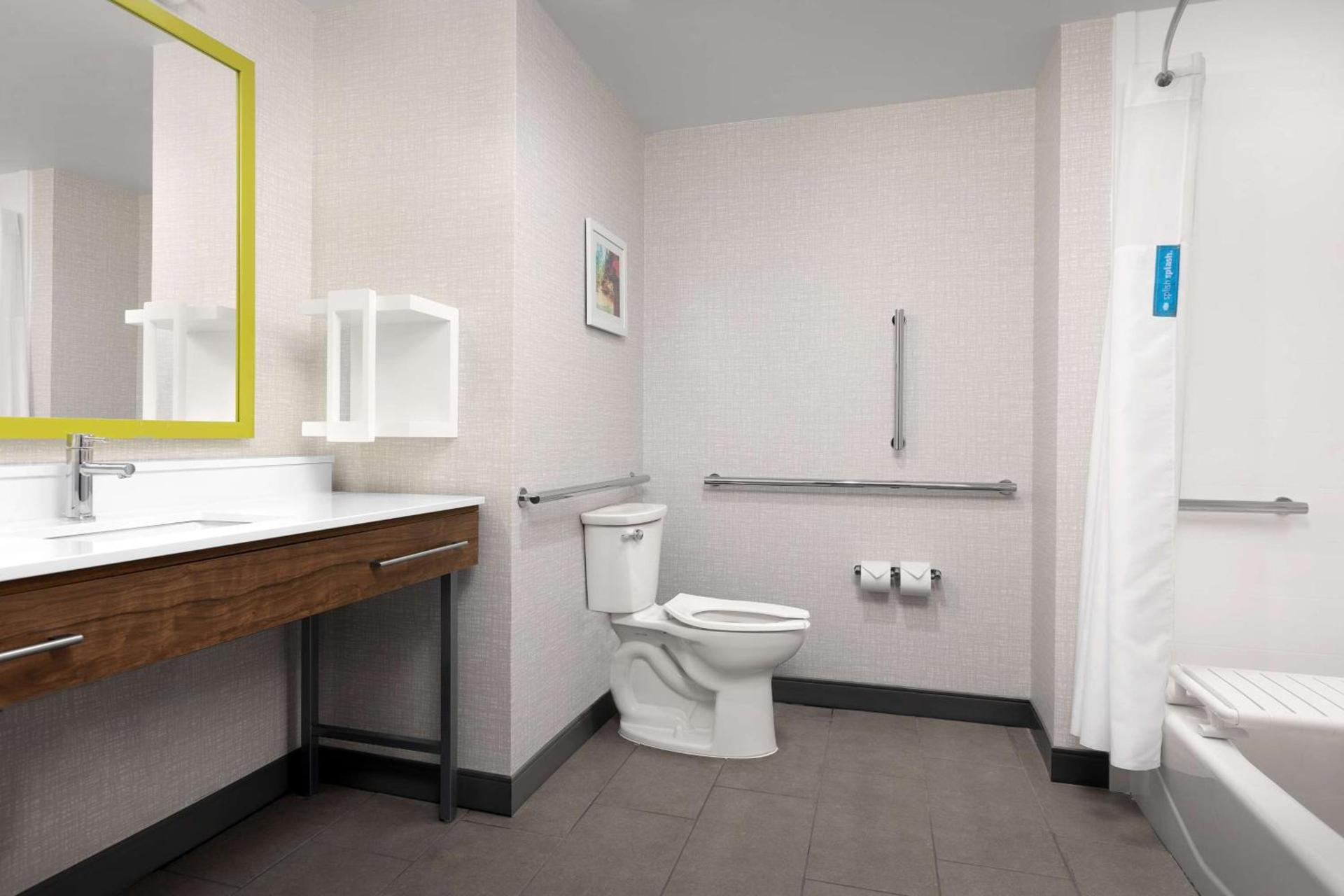 Hampton Inn & Suites Durham University Medical Center photo 29