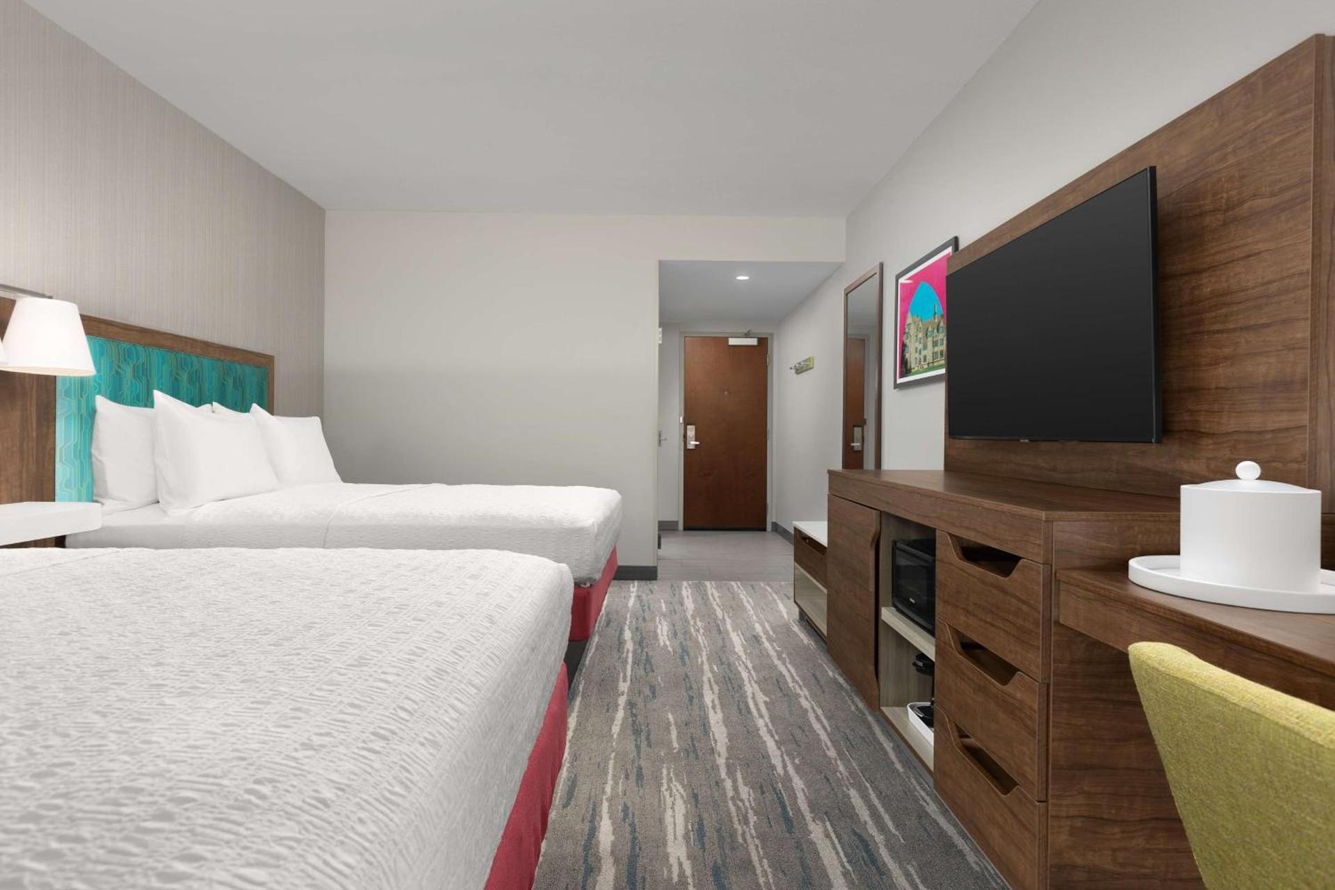 Hampton Inn & Suites Durham University Medical Center photo 37