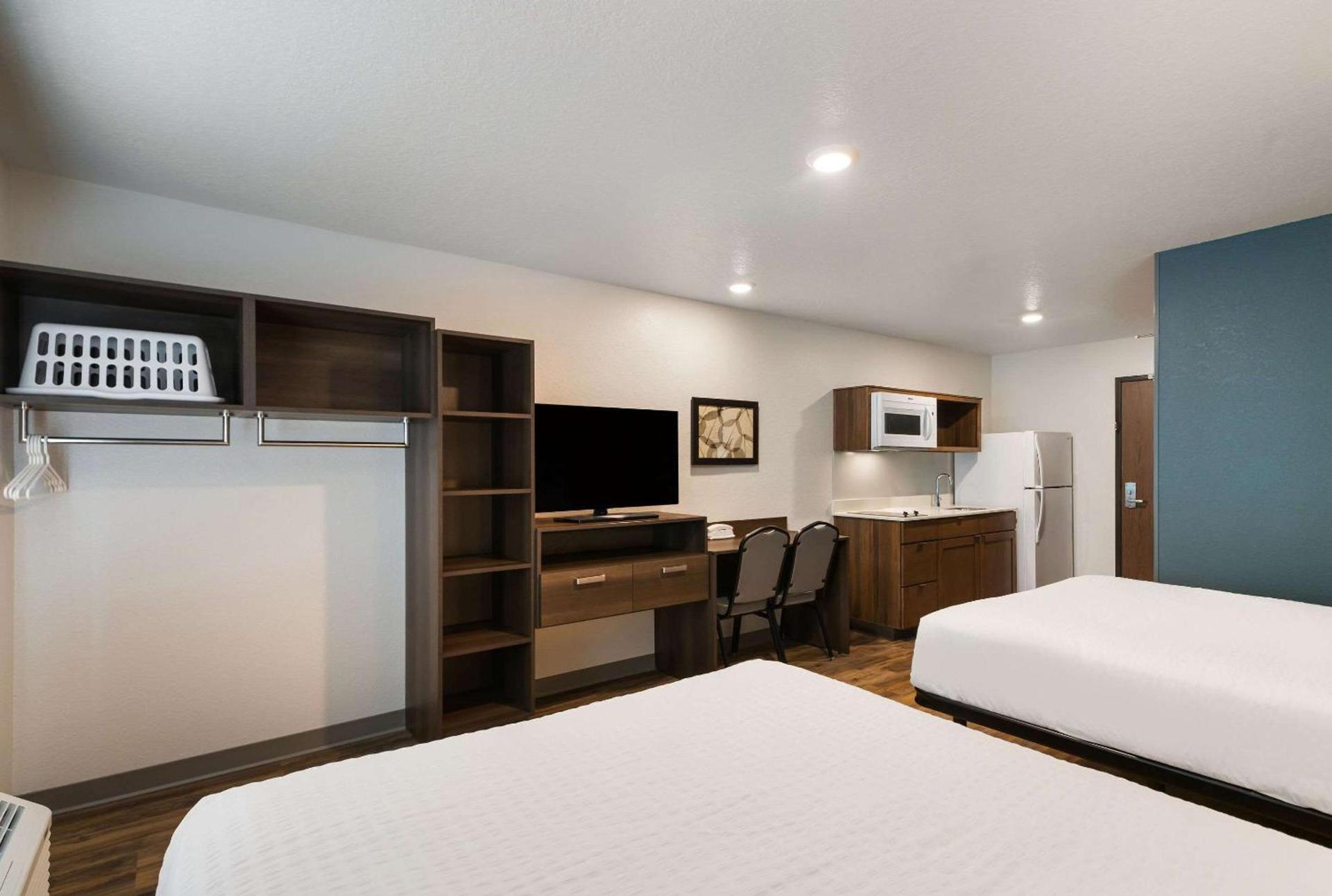WoodSpring Suites Cocoa Beach - Rockledge photo 13