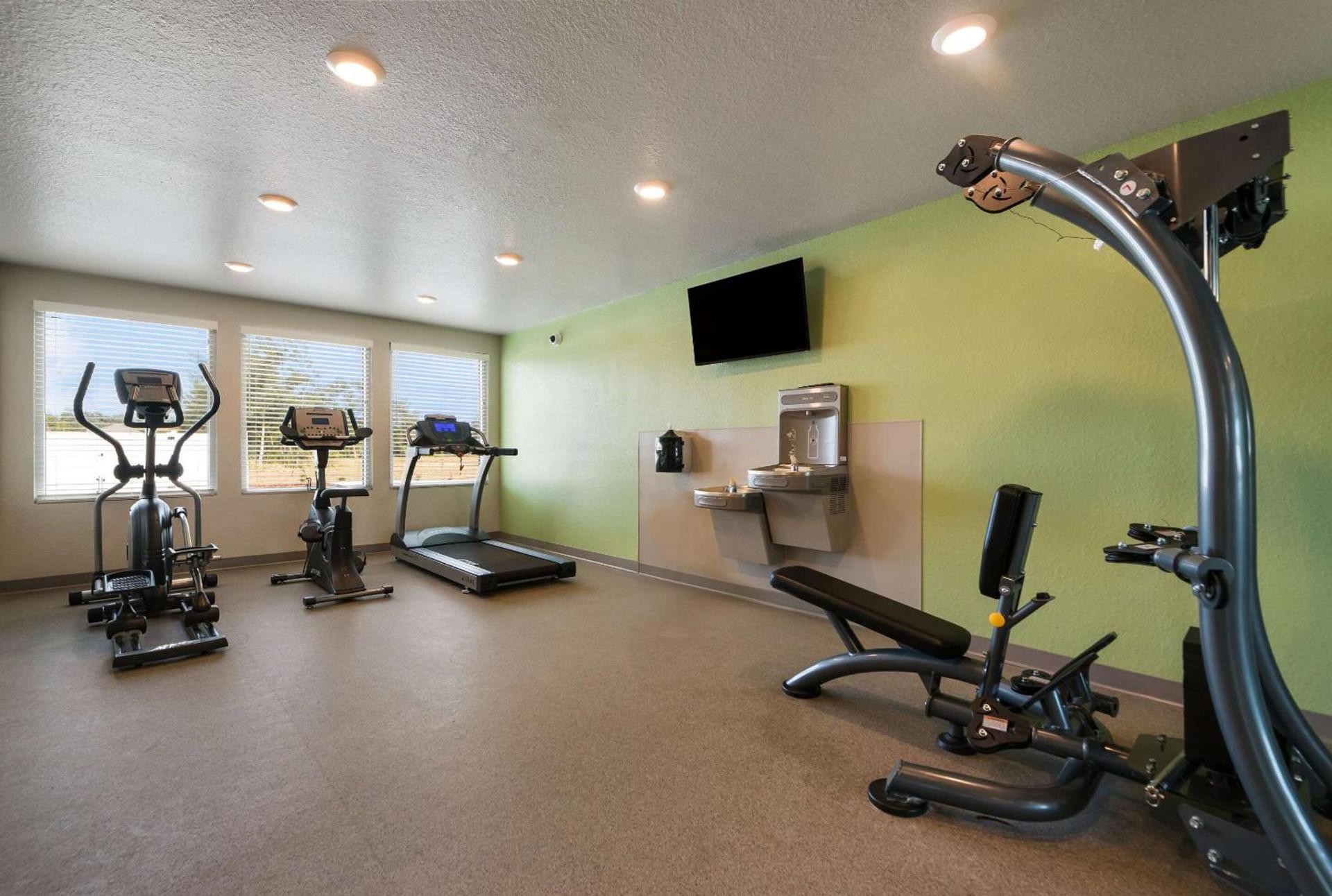 WoodSpring Suites Cocoa Beach - Rockledge photo 30
