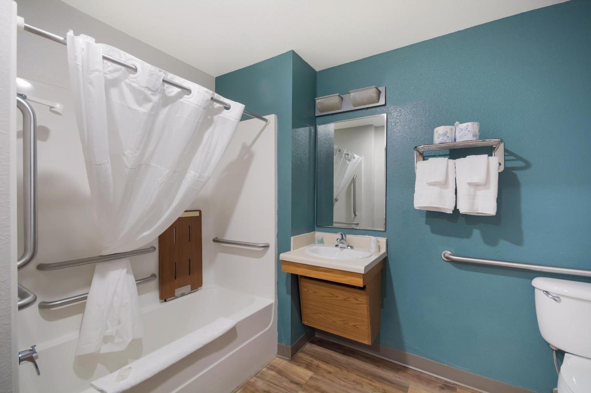 WoodSpring Suites Macon North photo 27