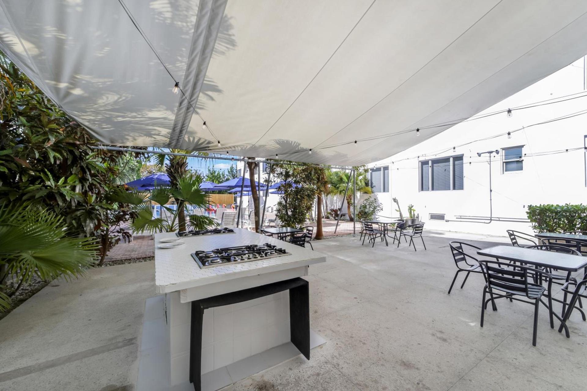 Tropics Hotel Miami Beach photo 65