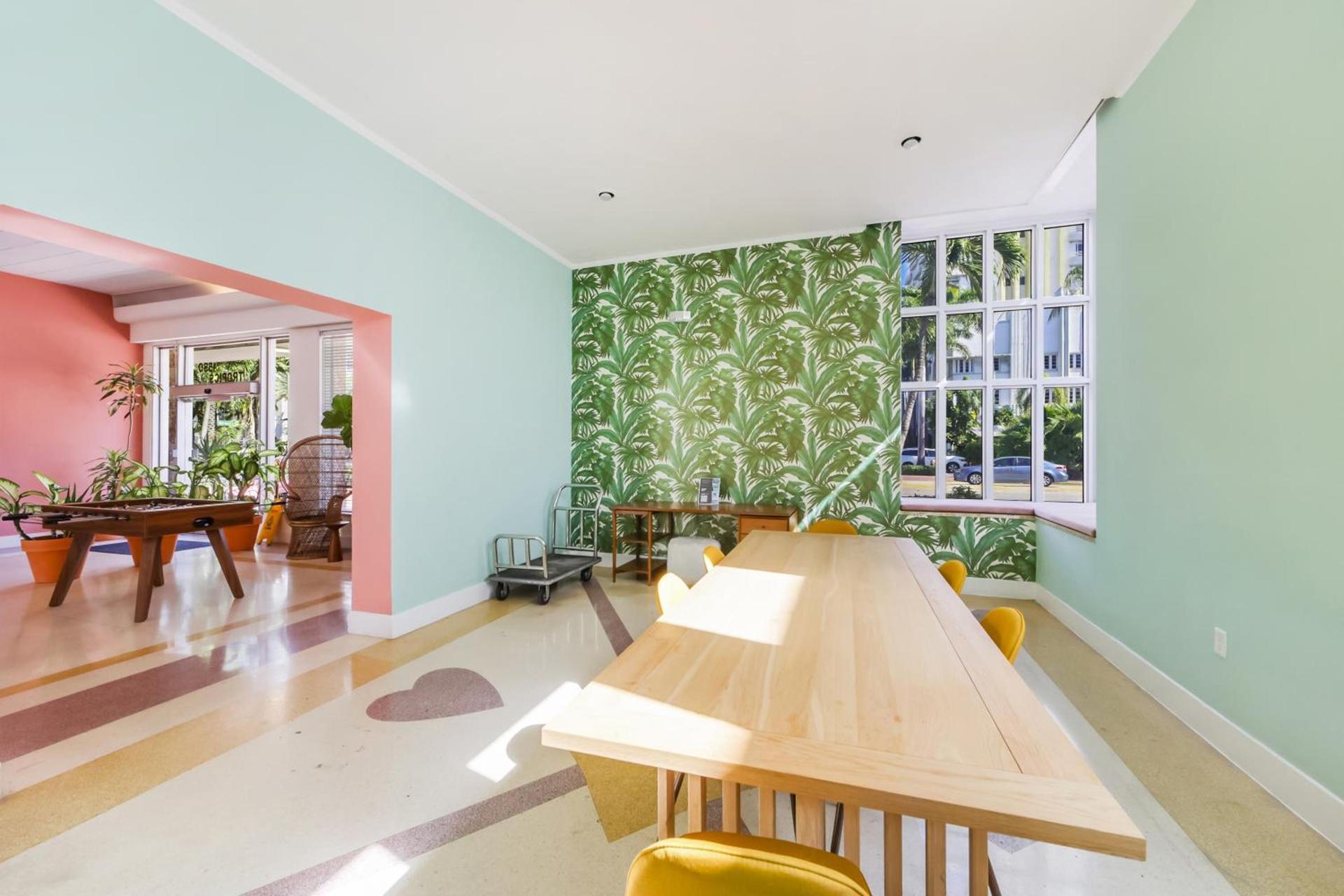 Tropics Hotel Miami Beach photo 68