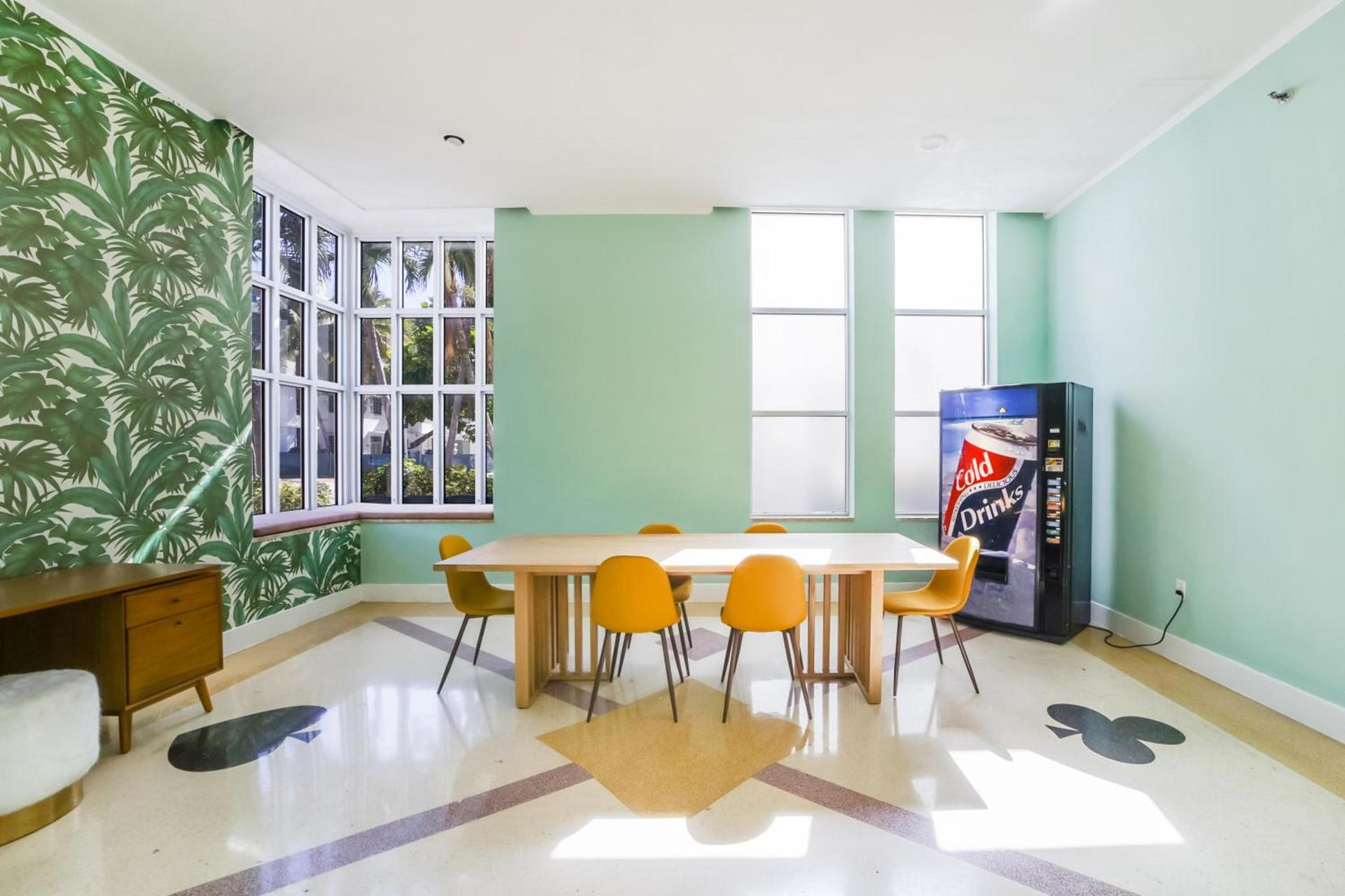 Tropics Hotel Miami Beach photo 69