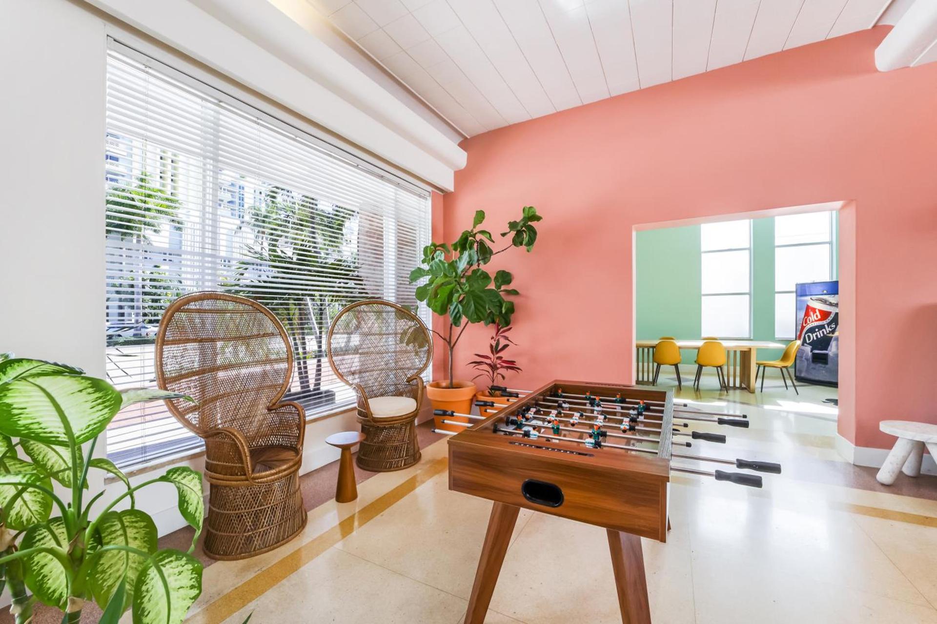 Tropics Hotel Miami Beach photo 12