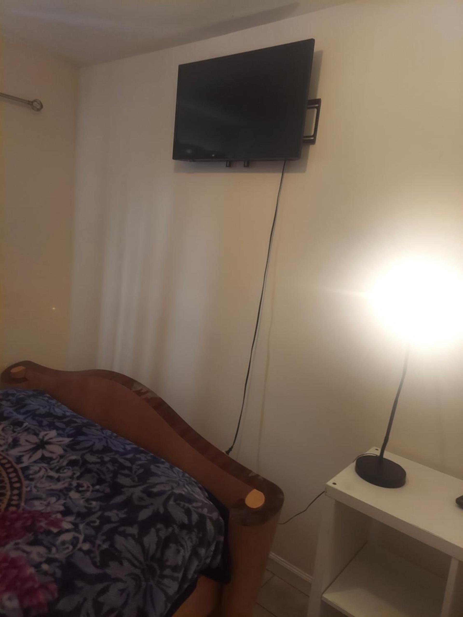 Deluxe Room A 12 minutes to Ewr photo 13