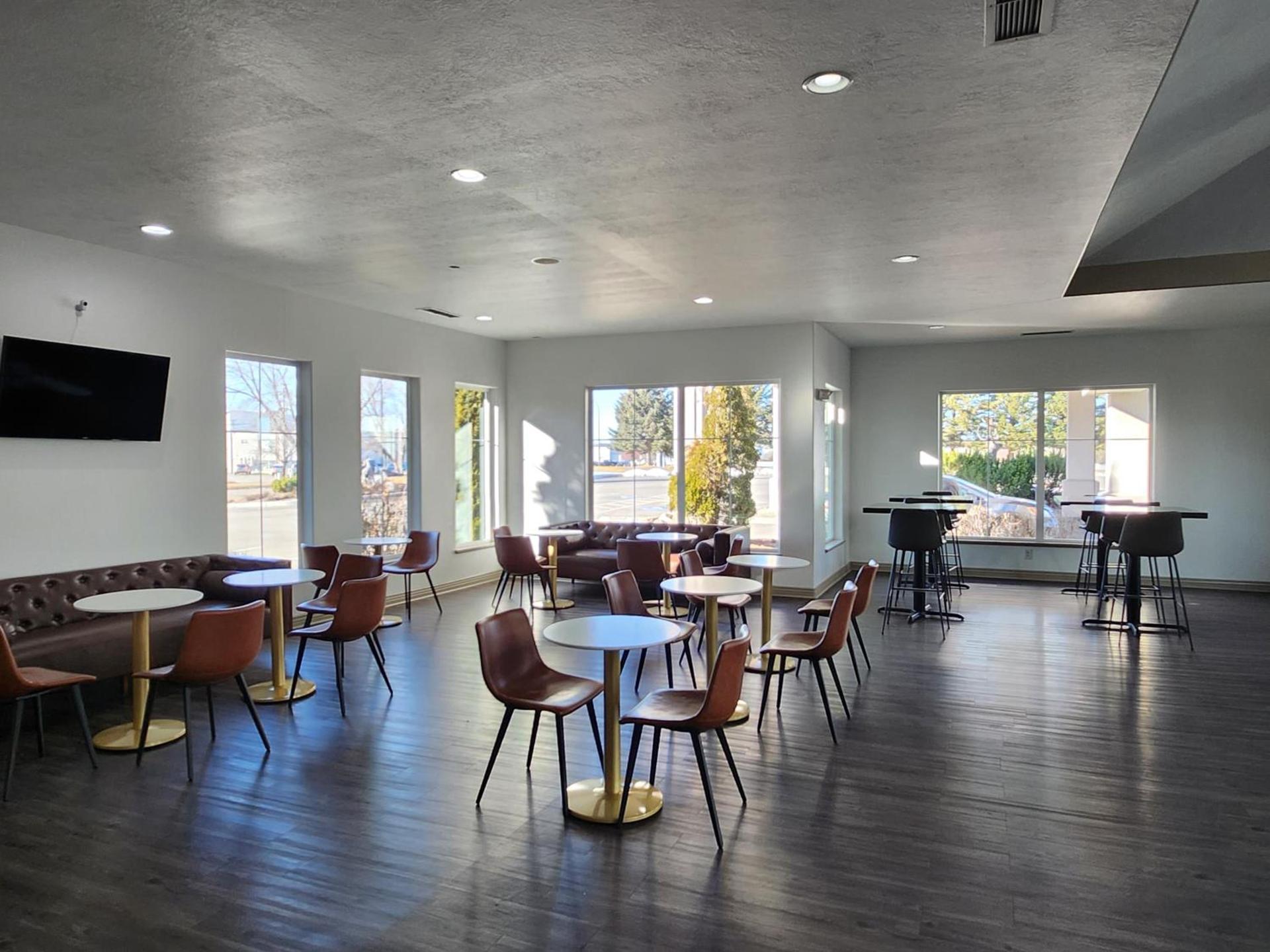 Clarion Inn Idaho Falls Riverfront photo 48