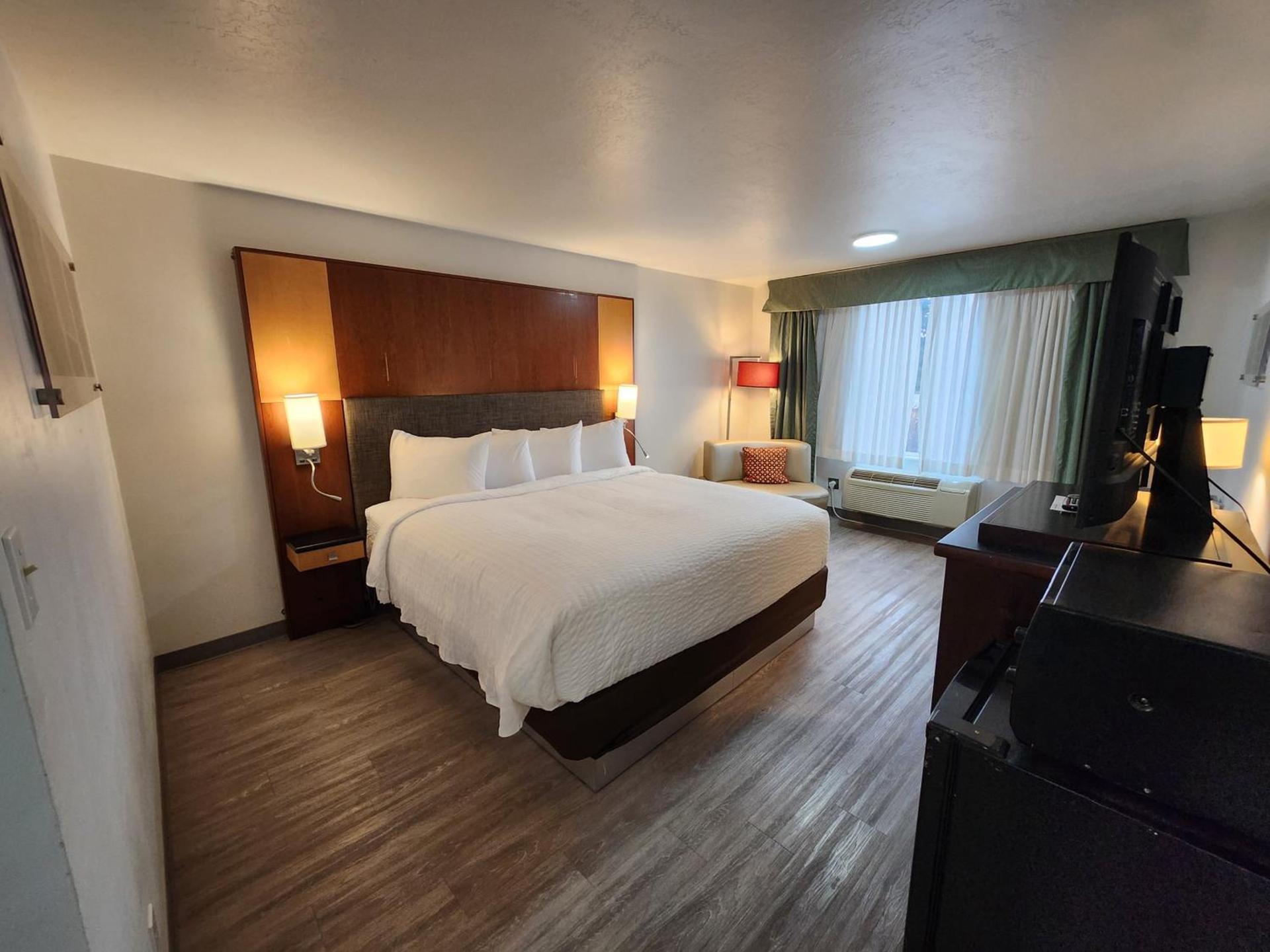 Clarion Inn Idaho Falls Riverfront photo 55