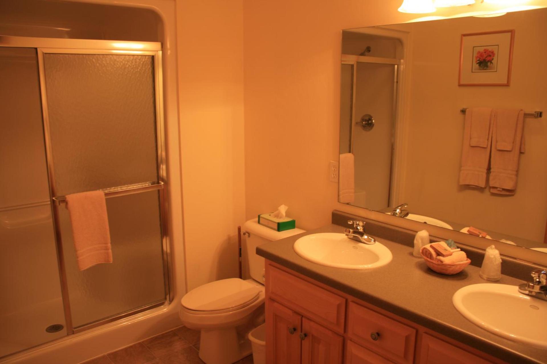 Birchwood Lodge photo 62