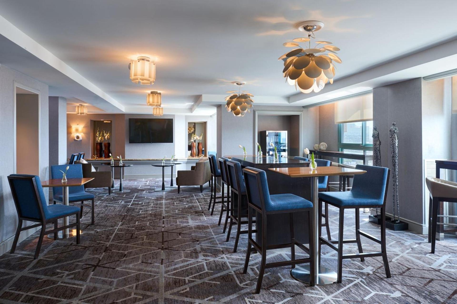 Renaissance Los Angeles Airport Hotel photo 31