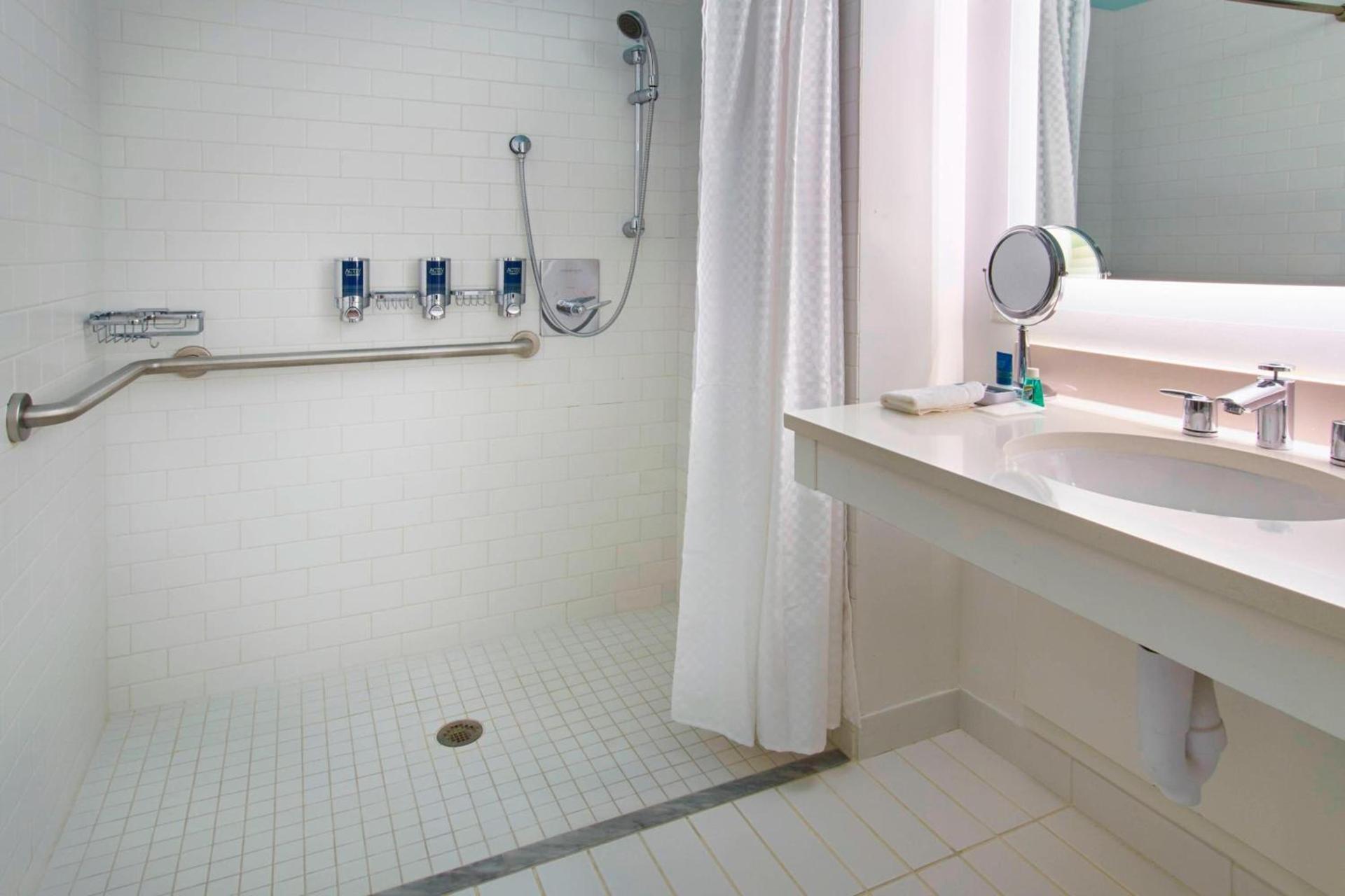 Four Points by Sheraton Punta Gorda Harborside photo 39