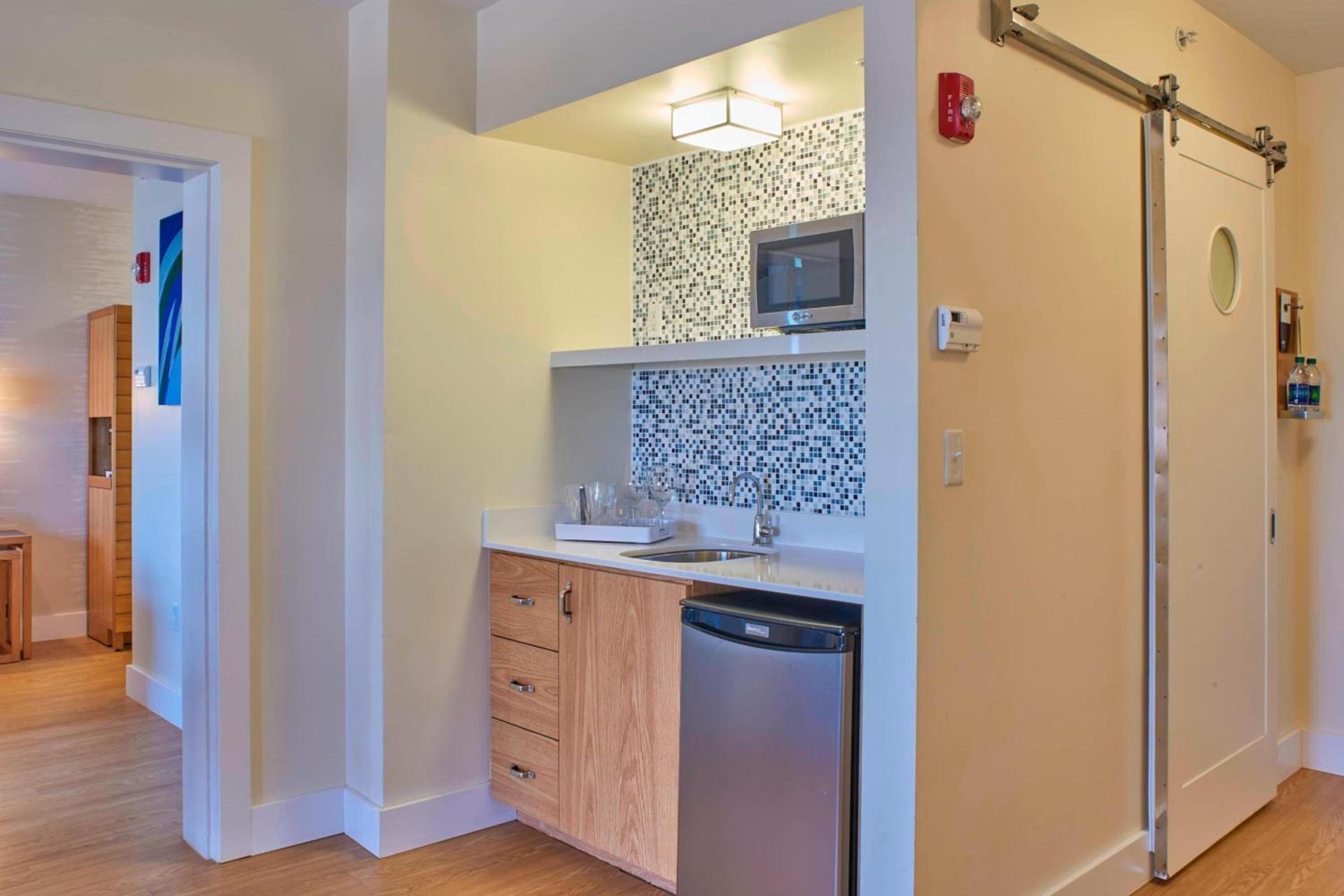 Four Points by Sheraton Punta Gorda Harborside photo 42