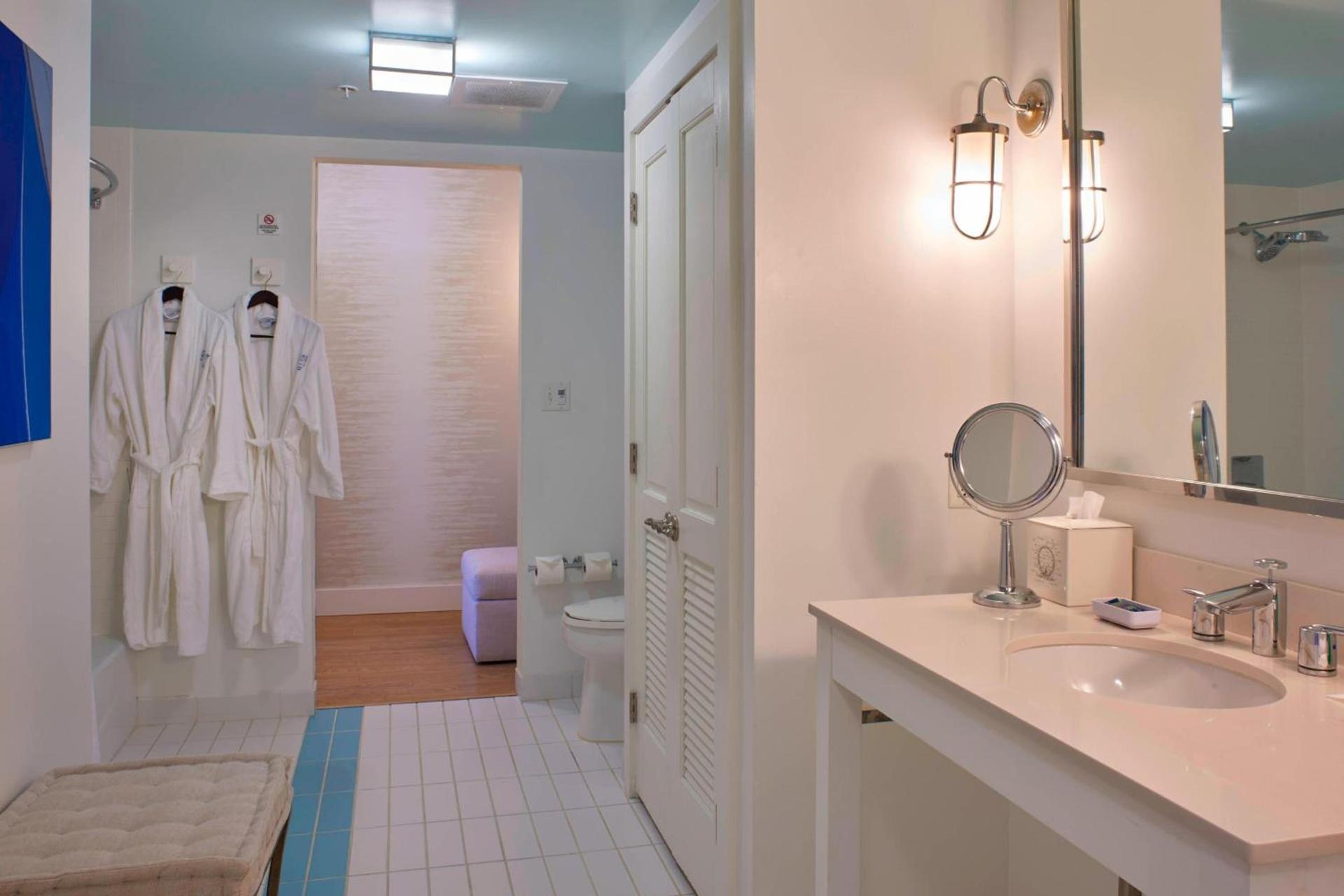 Four Points by Sheraton Punta Gorda Harborside photo 48